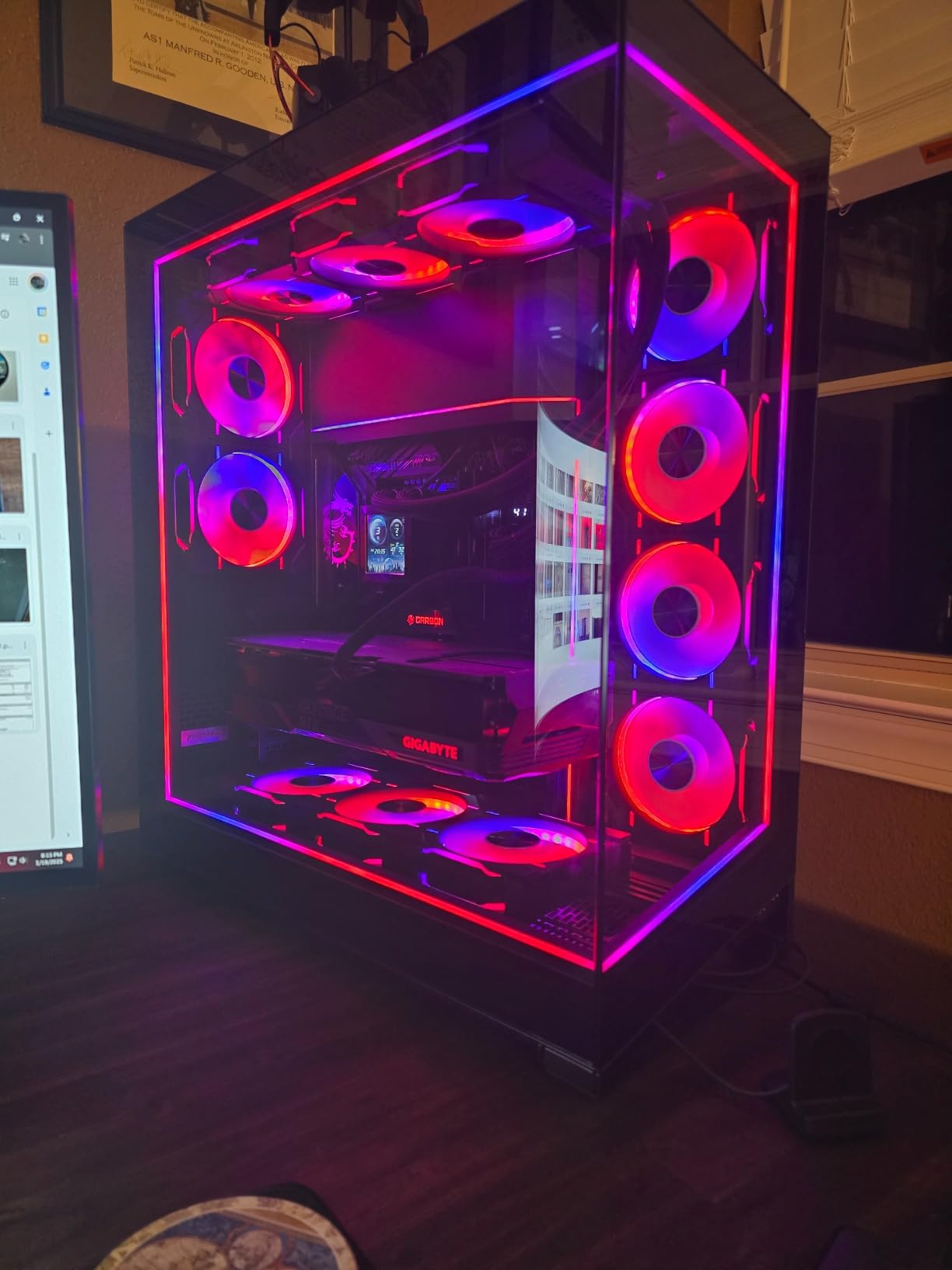 NV7 Premium DRGB Kit, 4X D/A-RGB LED modules for NV7 Outer Frame, 1x D/A-RGB Power hub Included (Black) customer photo 2