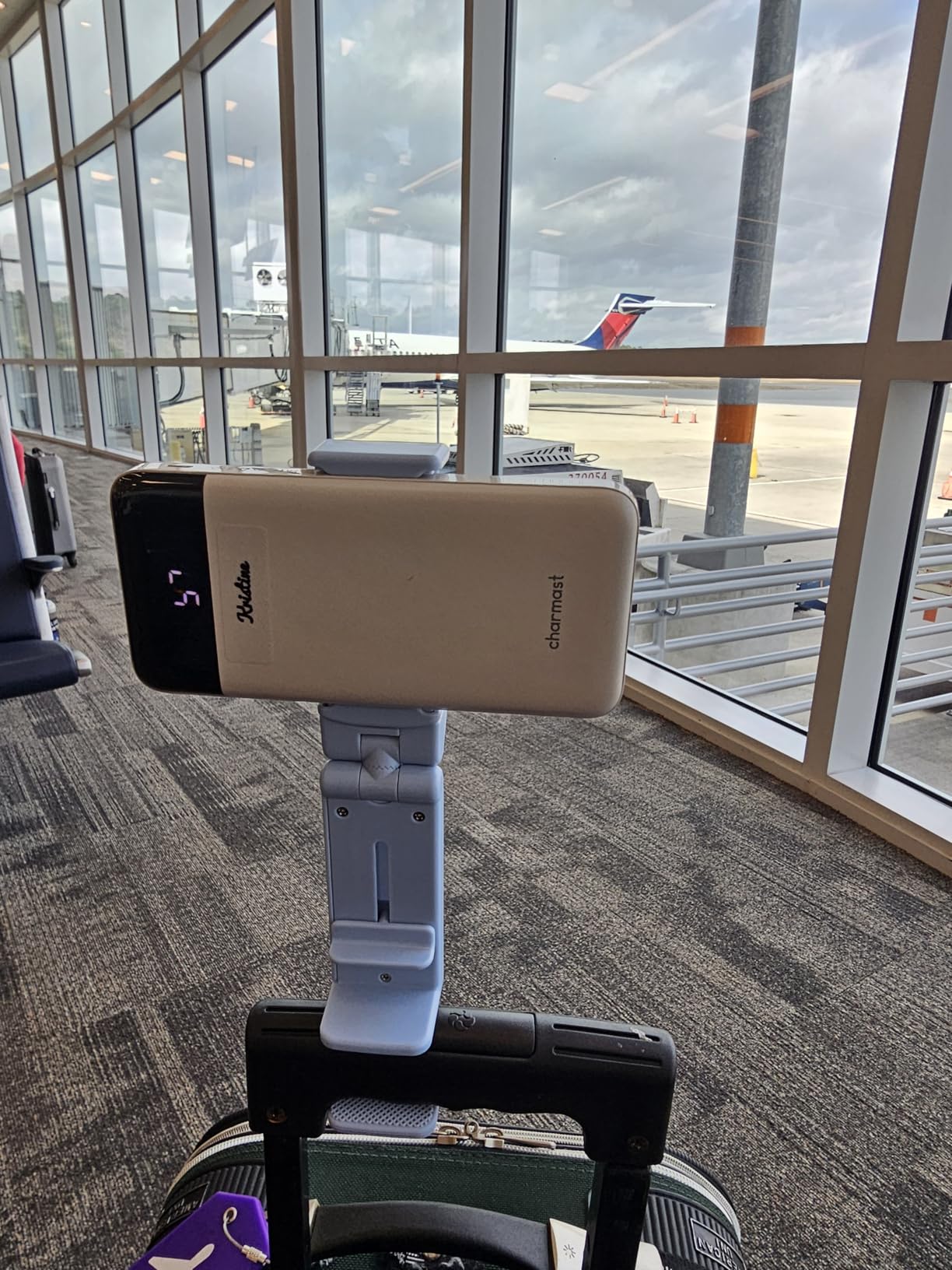 Perilogics Airplane Phone Holder Mount Universal in Flight Hands Free Viewing with Multi-Directional Dual 360 Degree Rotation (White) customer photo 1