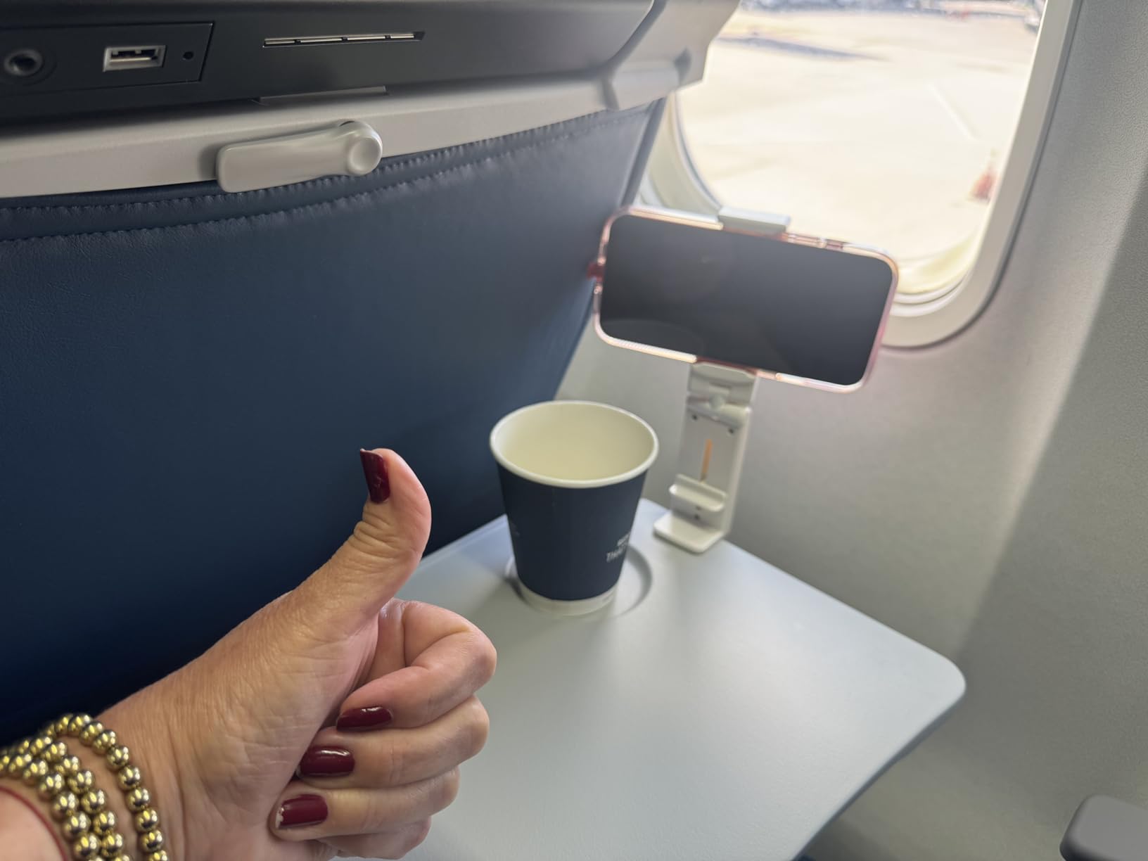 Perilogics Airplane Phone Holder Mount Universal in Flight Hands Free Viewing with Multi-Directional Dual 360 Degree Rotation (White) customer photo 2