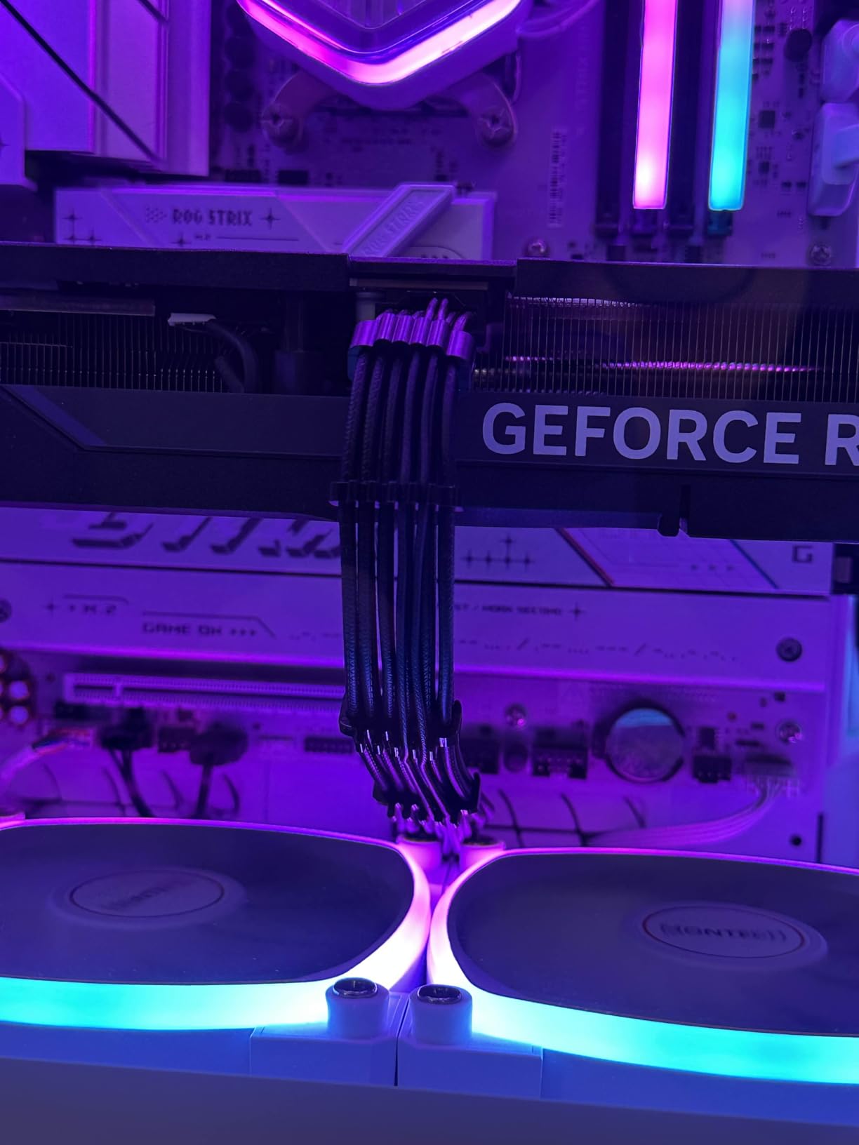 Sirlyr PC Cable Comb,PSU Cables Combs kit for Extension Cable Management 24 PCS Set 12vhpwr Cable x 4,24 pin x 4,8 pin x 16,3 mm/0.11In up to 3.5 mm/0.13 in Wire Gauge Black customer photo 2