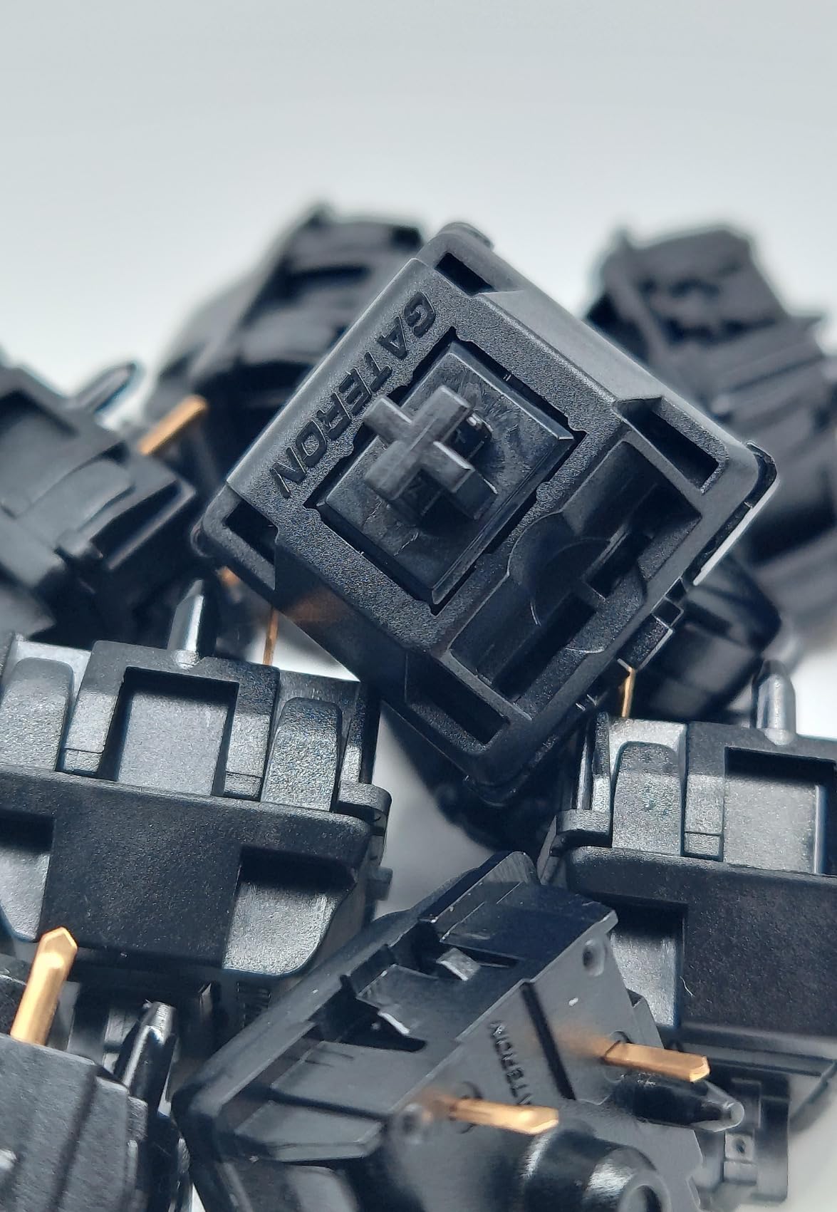 Gateron Oil King V2 Pre Lubed 5pin Linear Switches for Mechanical Keyboard (90PCS) customer photo 2