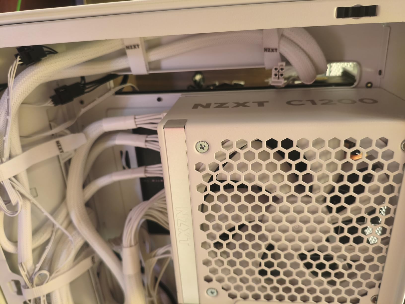 NZXT C1200 Gold ATX 3.1 - Fully Modular Low-Noise PC Gaming Power Supply - 1200 Watts - 80 Plus Gold - 12V-2x6 Connector - Zero Fan Mode - 100% Japanese Capacitors - Black customer photo 1