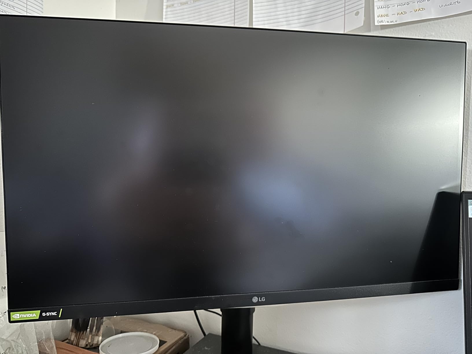 LG 32GS60QC-B Ultragear 32-inch Curved Gaming Monitor QHD (2560x1440) 180Hz 1ms 1000R AMD FreeSync HDR10 HDMIx2 DisplayPort Borderless Design Black Stabilizer DAS Crosshair FPS Counter - Black customer photo 1