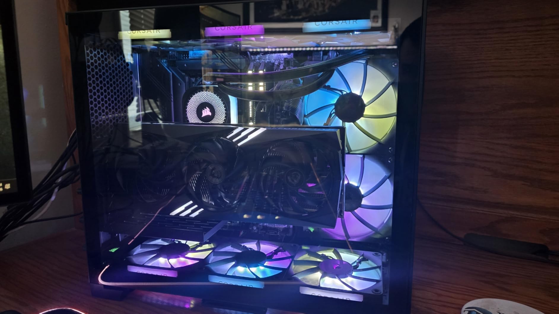 CORSAIR iCUE Link Titan 360 RX RGB Liquid CPU Cooler - 360mm AIO - Low-Noise - FlowDrive Cooling Engine - Intel LGA 1851/1700, AMD AM5/AM4 - 3X RX120 RGB Fans - iCUE Link System Hub Included - Black customer photo 2