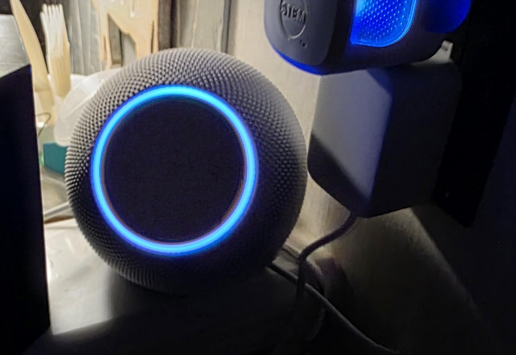 Echo Dot Max (newest model), Alexa speaker with room-filling sound and nearly 3x bass, Great for living rooms and medium-sized spaces, Designed for Alexa+, Graphite customer photo 2