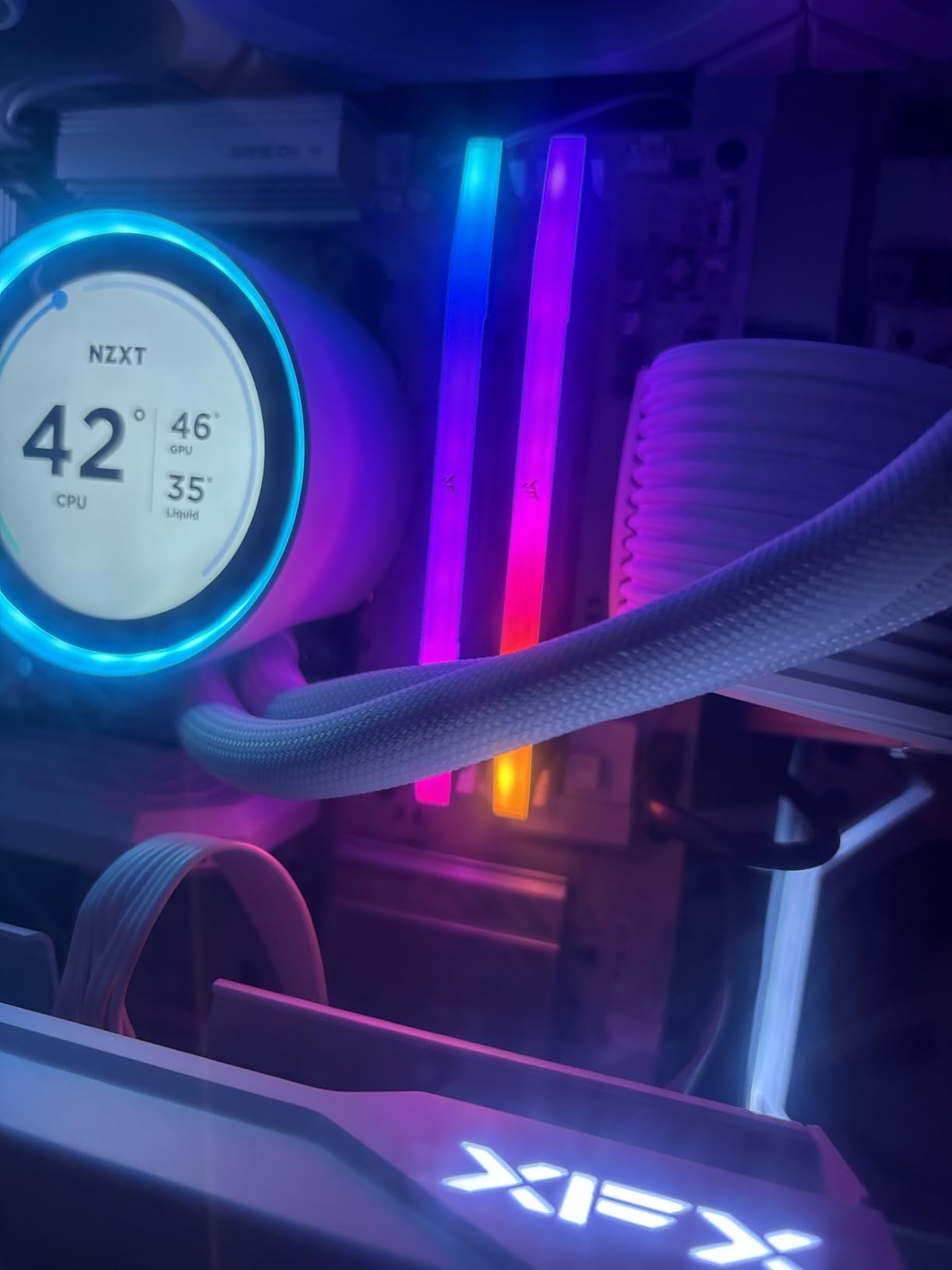 CORSAIR Vengeance RGB DDR5 RAM 16GB (2x8GB) 5200MHz CL40 Intel XMP iCUE Compatible Computer Memory - Black (CMH16GX5M2B5200C40) customer photo 1