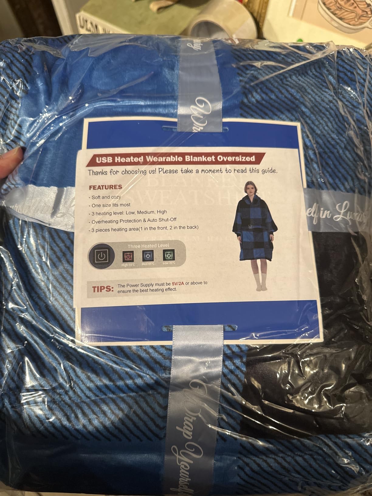 Wearable Heated Blanket Hoodie, USB Heated Blanket Electric Wearable Blanket, Electric Blanket with Sherpa Fleece Flannel, Giant Pocket, 3 Heat Settings, 3 Hours Auto Shut-off (No Power Supply) customer photo 1