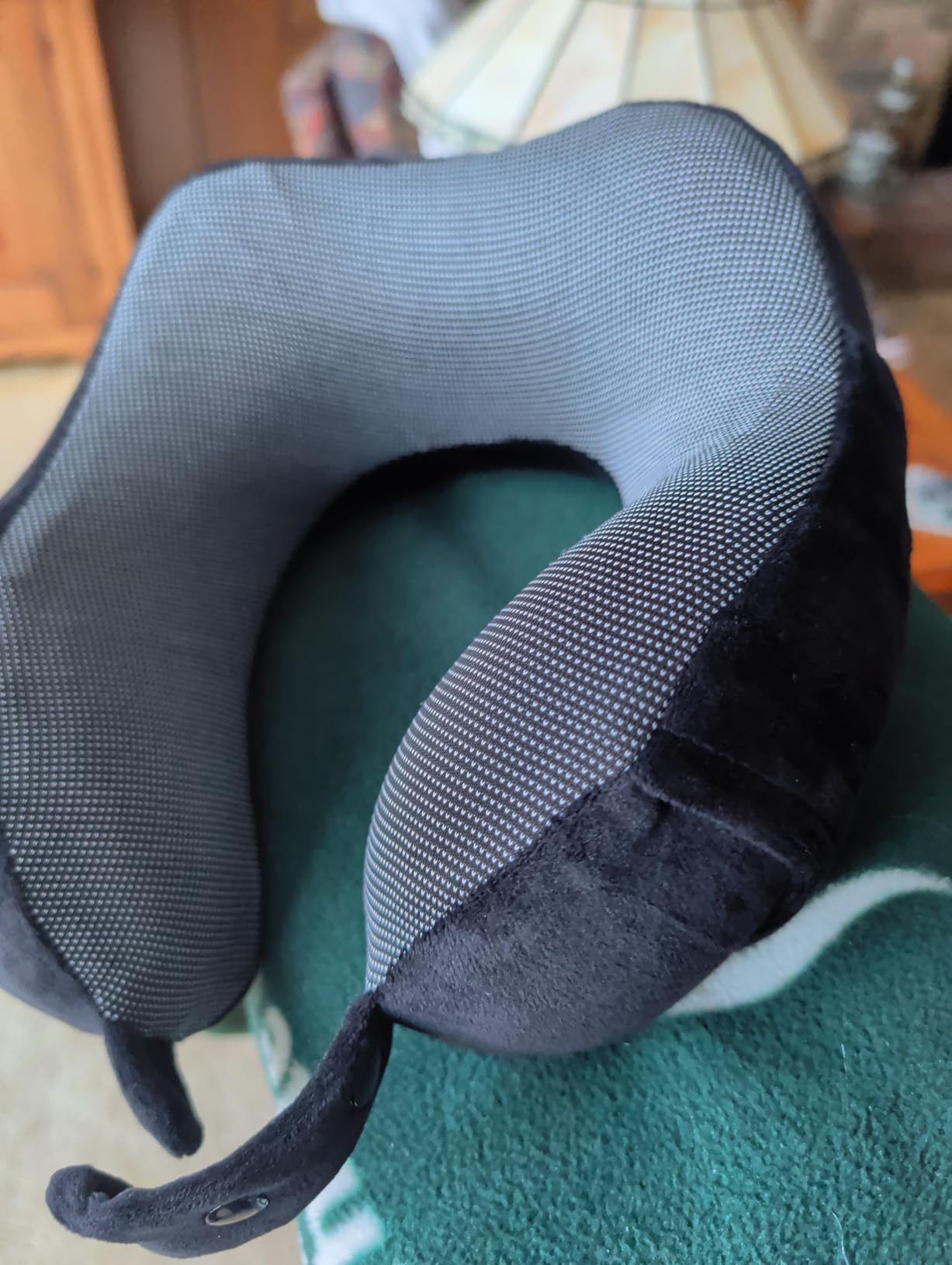 Neck Pillow for Traveling, Travel Pillows for Airplanes,100% Pure Memory Foam Travel Neck Pillow, Adjustable Flight Pillow, Portable Plane Accessories with Eye Mask, Earplugs, Carry Bag customer photo 2