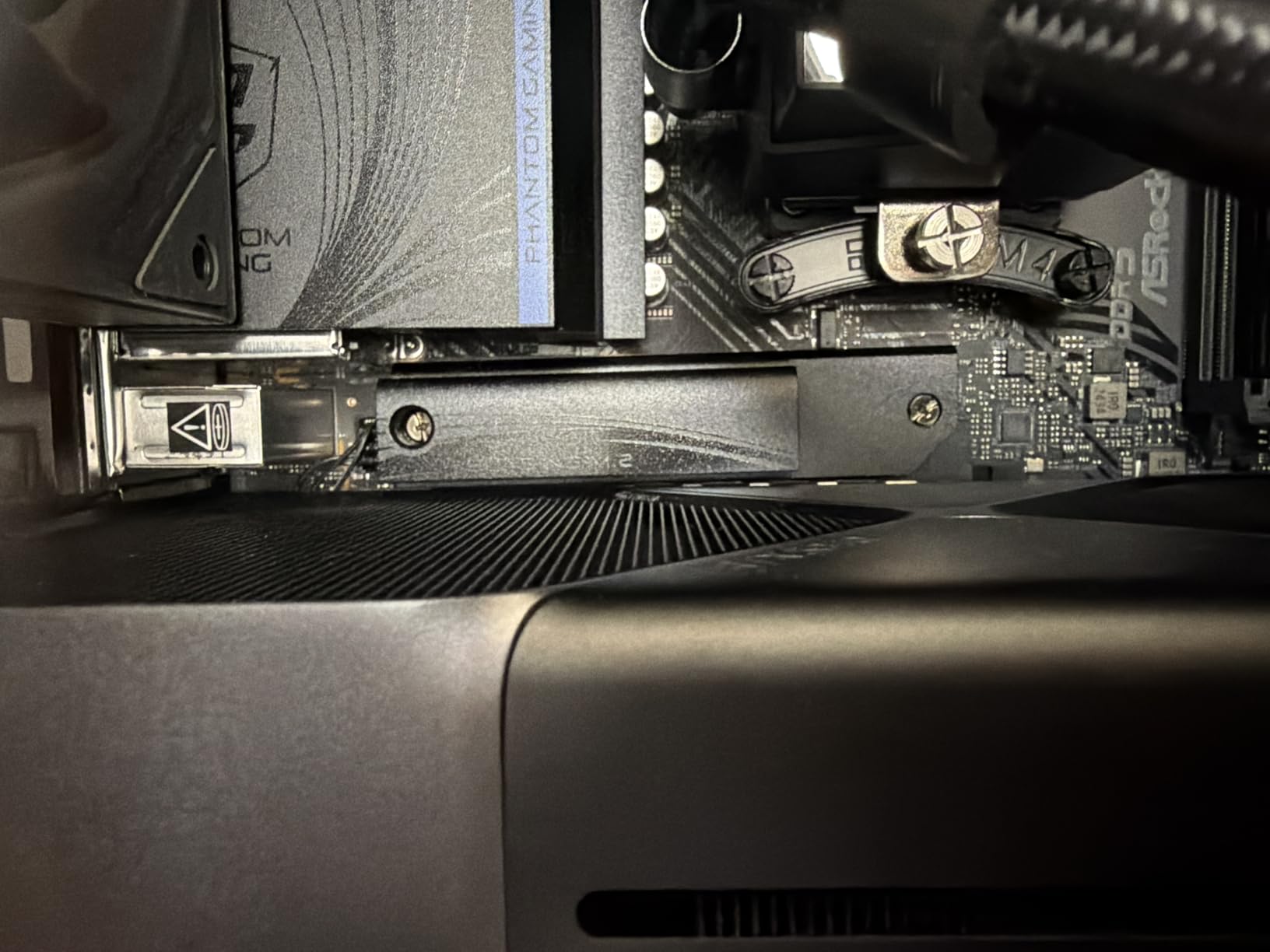 Crucial P310 1TB SSD, PCIe Gen4 NVMe M.2 2280, Up to 7,100MB/s, for Laptop, Desktop (PC), & Handheld Gaming Consoles, Includes Acronis Data Recovery Software, Solid State Drive - CT1000P310SSD801 customer photo 1