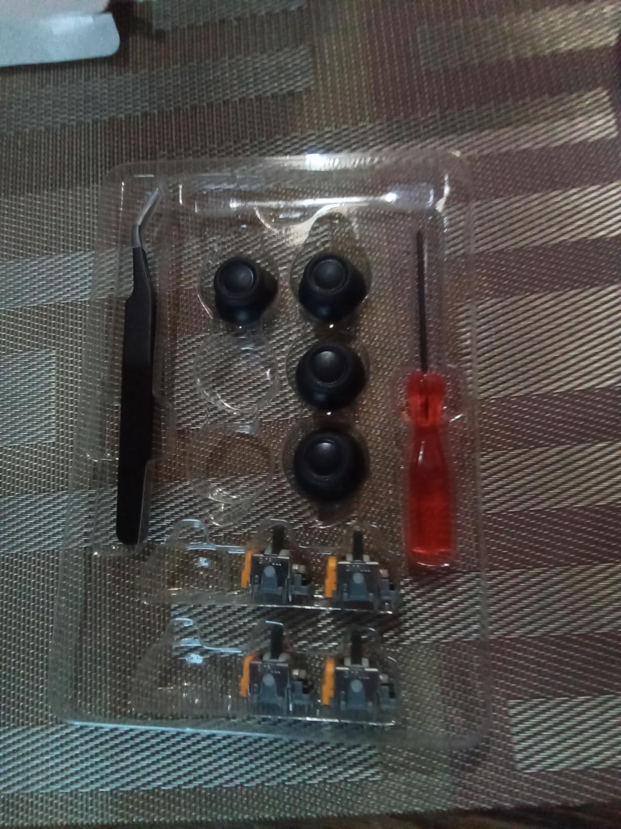 SOSS GAMING Hall Effect Joysticks UPGRADE Kit for Playstation 5 Dualsense Controllers - Fixes Stick Drift, Broken, and Loose Joysticks (2 Pack) - Soldering Required customer photo 2