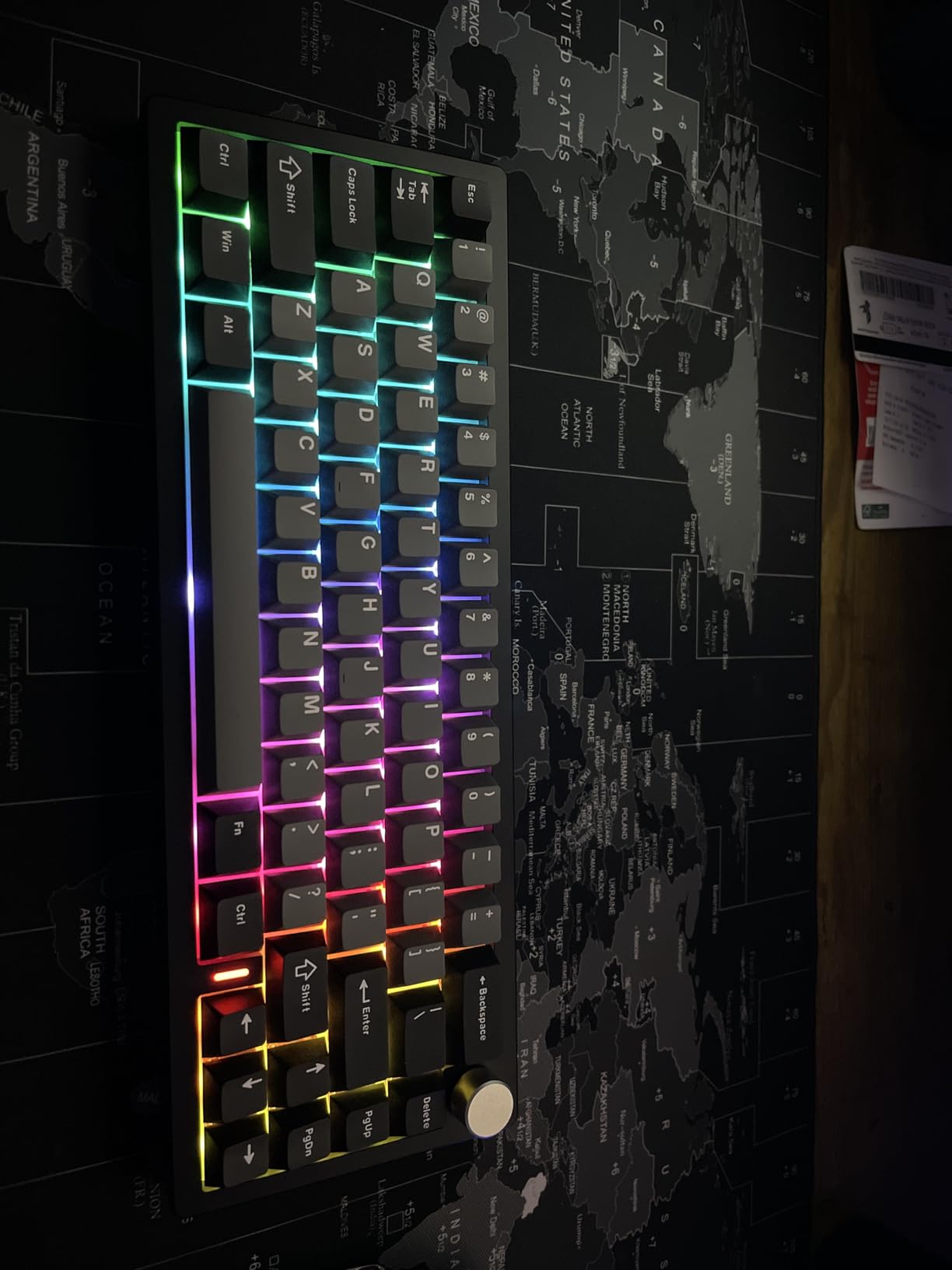YUNZII AL68 Wireless Mechanical Keyboard,Full Aluminum CNC,60% Layout with Knob, QMK/VIA Software,Gasket Mounted,Hot Swappable,RGB Backlit,BT/2.4G/USB-C for Mac/Win (Black, Cocoa Cream V2) customer photo 1