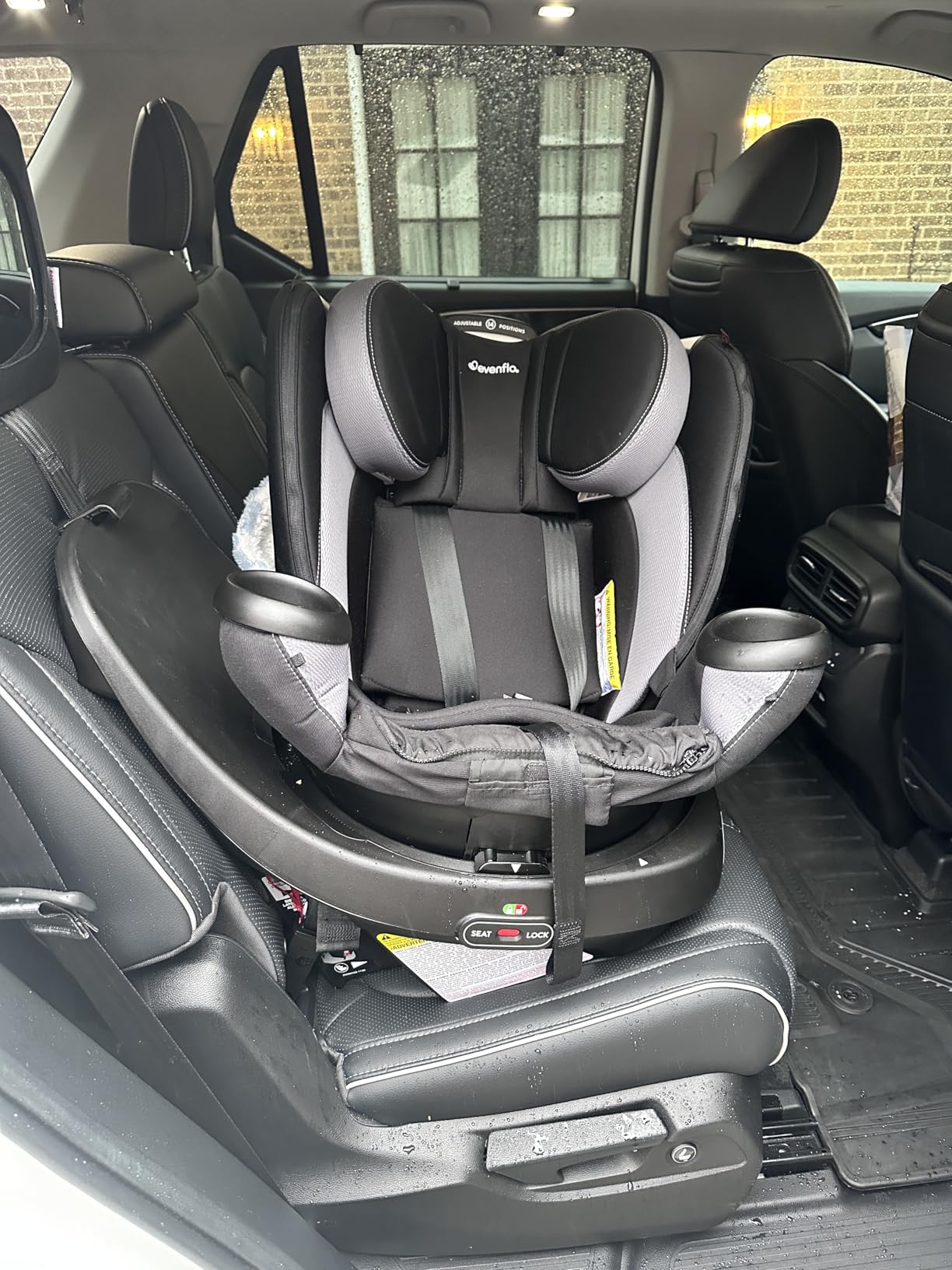 Graco Turn2Me 3-in-1 Rotating Convertible Car Seat, Cambridge, Rear-Facing Rotation, Forward-Facing Mode, Highback Booster Up to 100 lbs, Adjustable Headrest & Harness, Steel Reinforced Frame customer photo 2