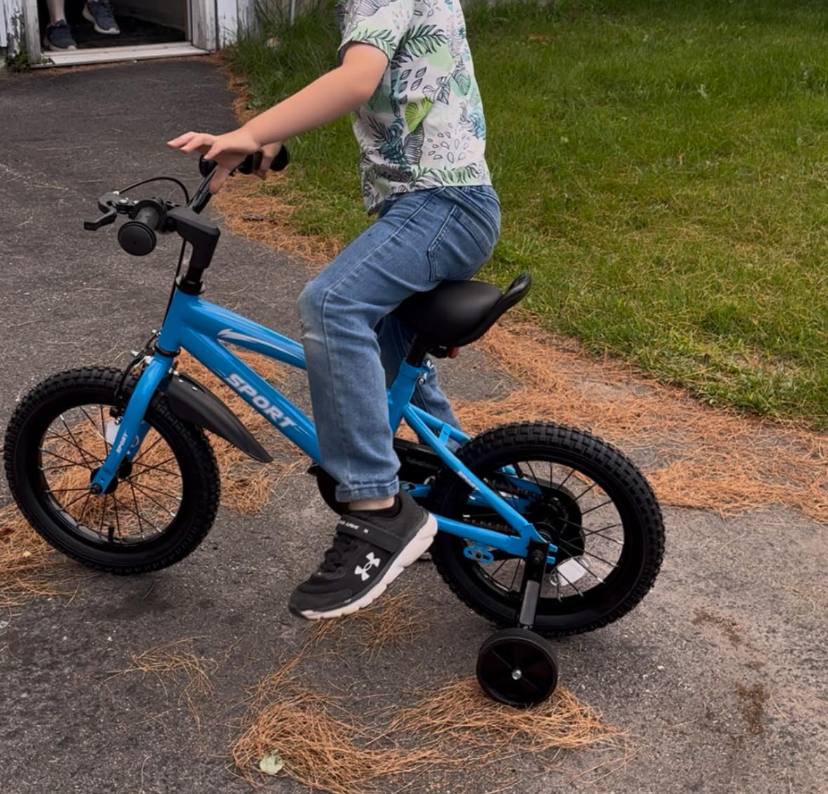 BODIOO Kids Bike Bicycle 14 Inches Kid Bicycle for Boys Girls with Training Wheels Sturdy Frame Adjustable Seat Handbrake and Coaster Brake for Rider 37 to 42 Inch customer photo 1