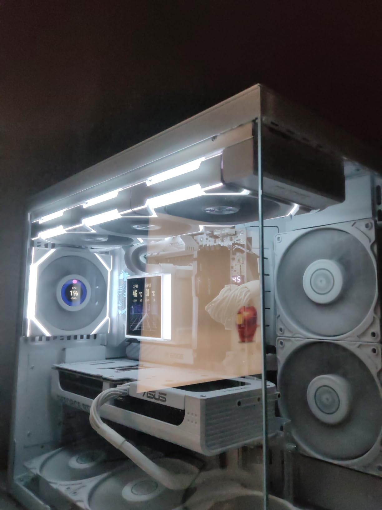 Lian Li UNI Fan SL LCD Wireless 120mm ARGB Fan - Single Pack - 1.6