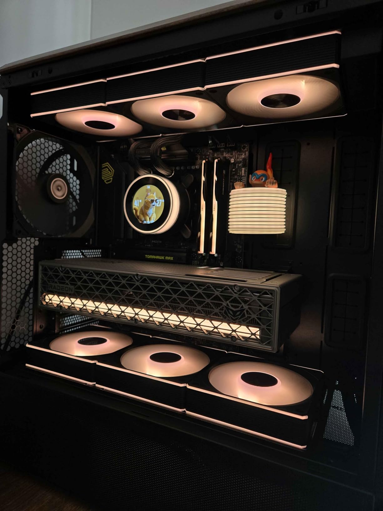 Lian Li Strimer Wireless 24 Pin with Controller (PW24-1W-T) - Addressable RGB Power Extension Cable - 2.4 GHz Wireless Control with 315mm; 12.4 Inch Length - Wireless Controller Included & Required customer photo 1