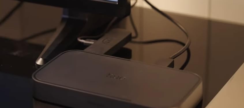 Philips Hue Play HDMI Sync Box 8K, Syncs up to 10 Hue Lights with Video Games, Movies, and Music, Requires Hue Bridge, Supports Dolby Vision HDR10+, Control with Hue App customer photo 1