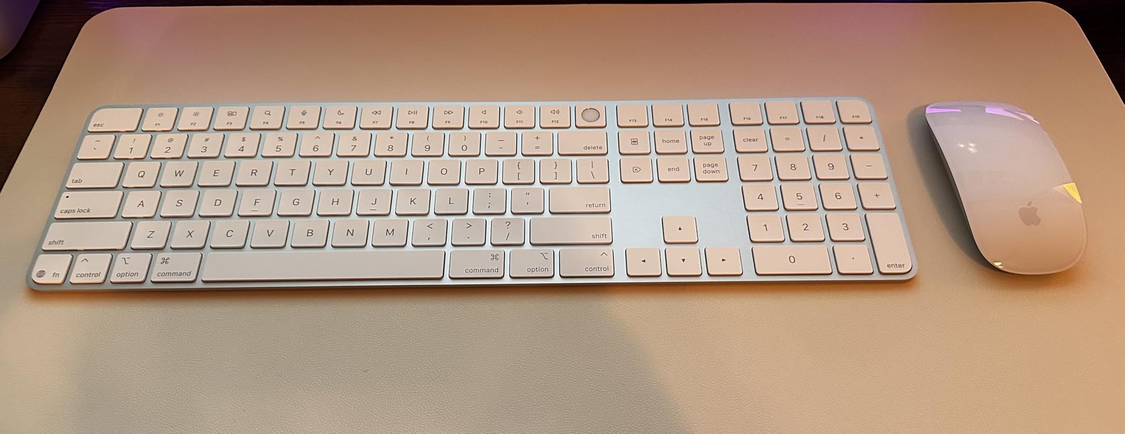 Magic Keyboard with Touch ID and Numeric Keypad for Mac Models with Apple Silicon - US English - Black Keys customer photo 1