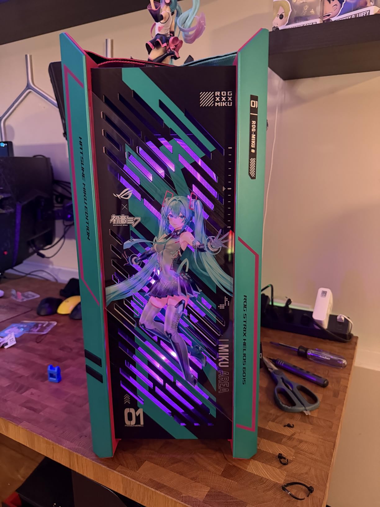 F420 RGB Core - 420mm Single-Frame Fan Unit with 3 x 140mm RGB Fans - Speed & Lighting Control - High Static Pressure & Airflow - Fluid Dynamic Bearings - 8 aRGB LEDs Per Fan - Black customer photo 2