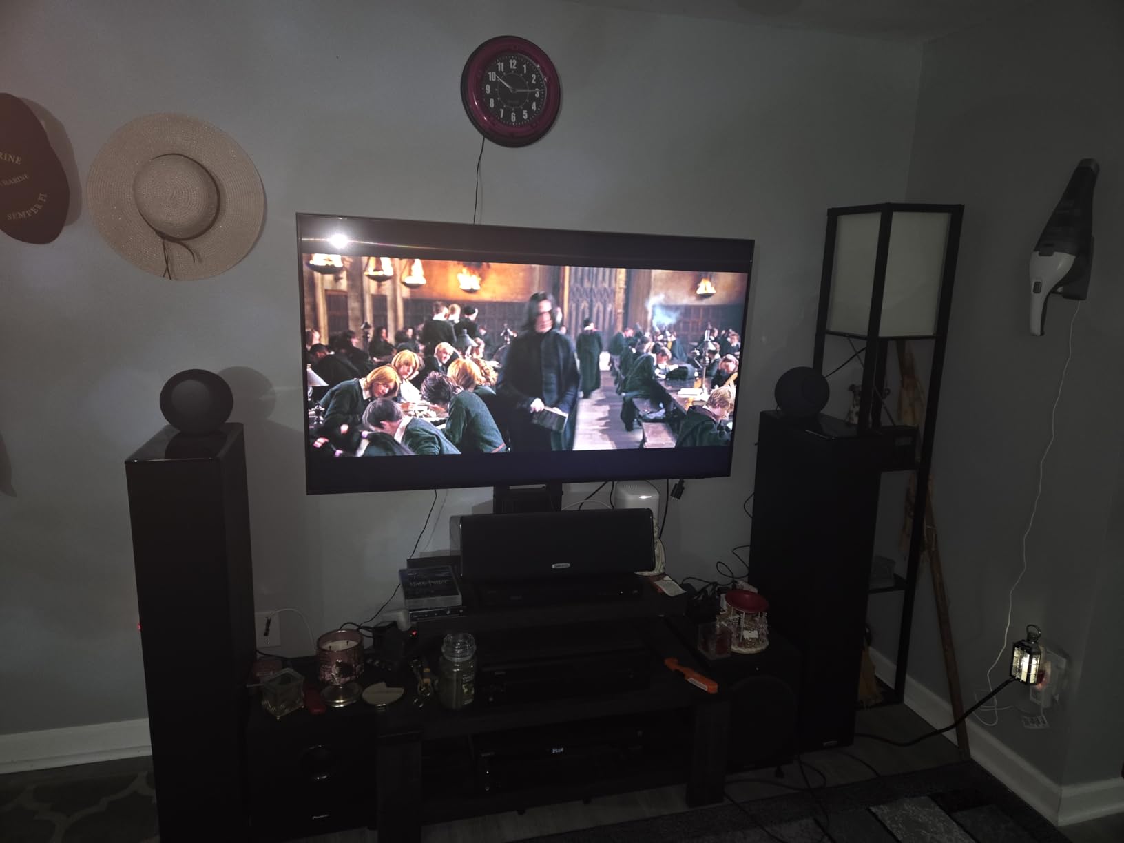 Amazon Echo Studio (newest model), compact design, immersive spatial audio and Dolby Atmos, Designed for Alexa+, Graphite customer photo 2