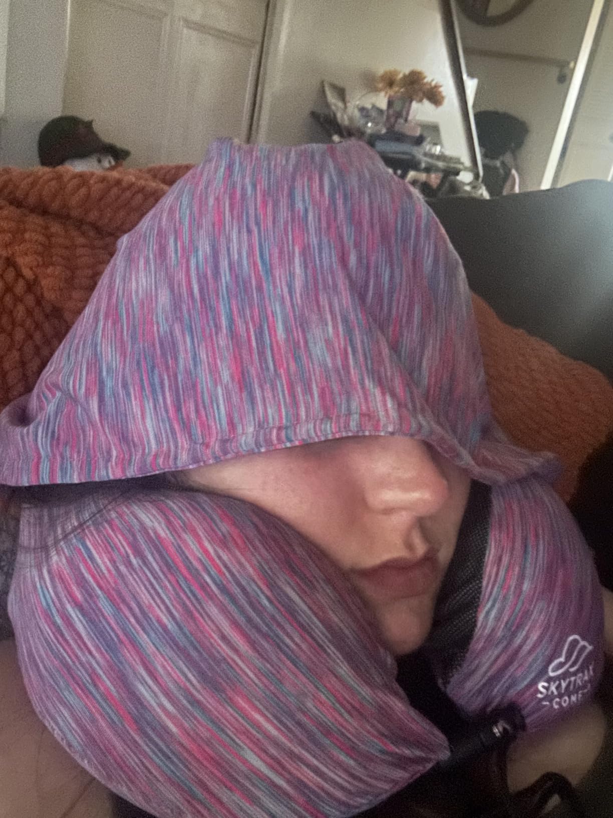 Travel Pillow with Extra Large Hood for Airplane Long Flights Privacy and Comfort Memory Foam with Skin-Friendly Cover for Road Trip Head&Neck Support for Plane Office Cars Sleeping & Rest (Grey) customer photo 2