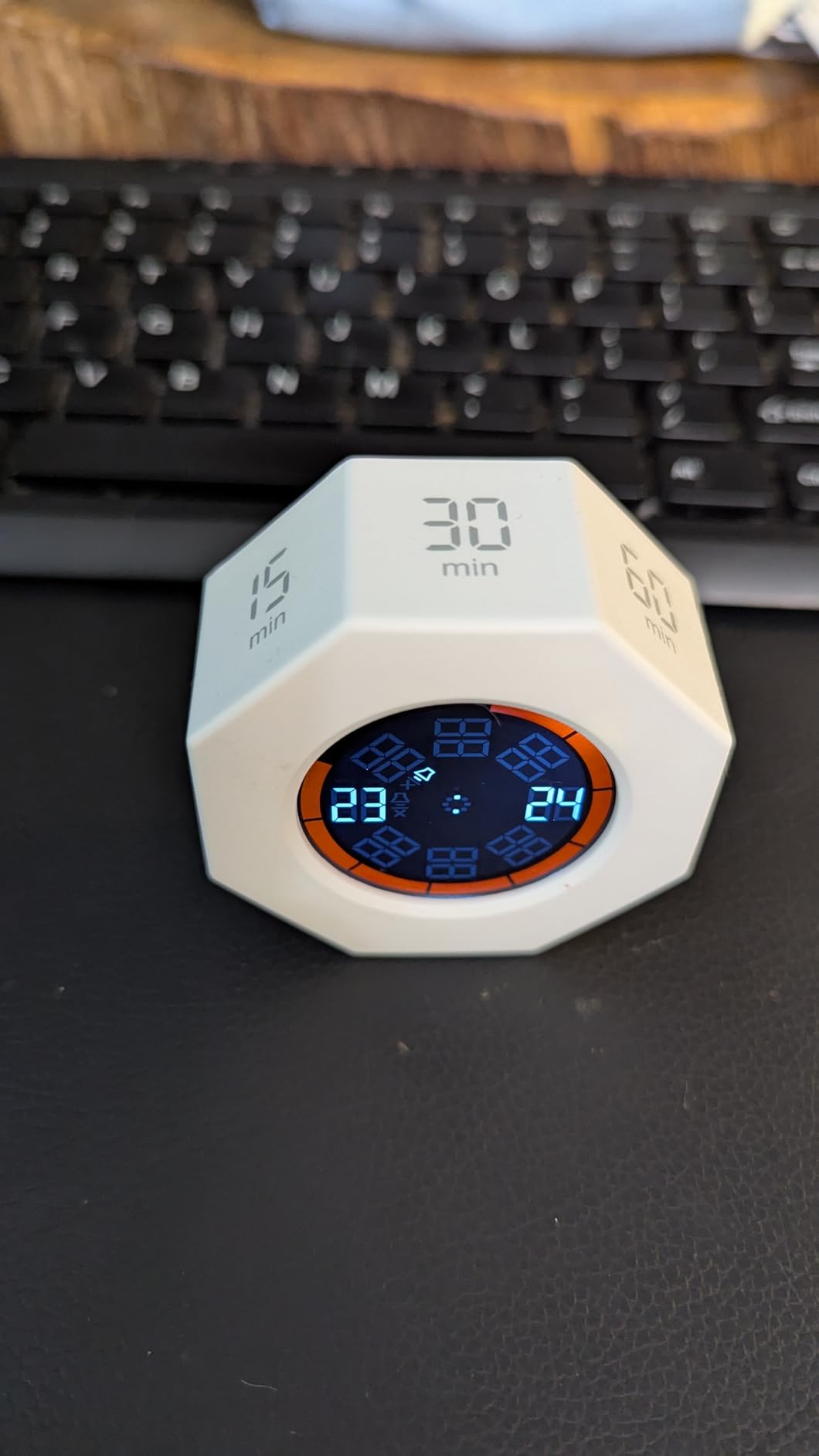 Small Rechargeable Pomodoro Timer, Gravity Sensor Auto-Rotating 7 Preset Times (1/3/5/15/30/60/90 min) & Count Up Mode, Digital Kitchen Timers for Cooking, Work and Study (Pearl White) customer photo 1