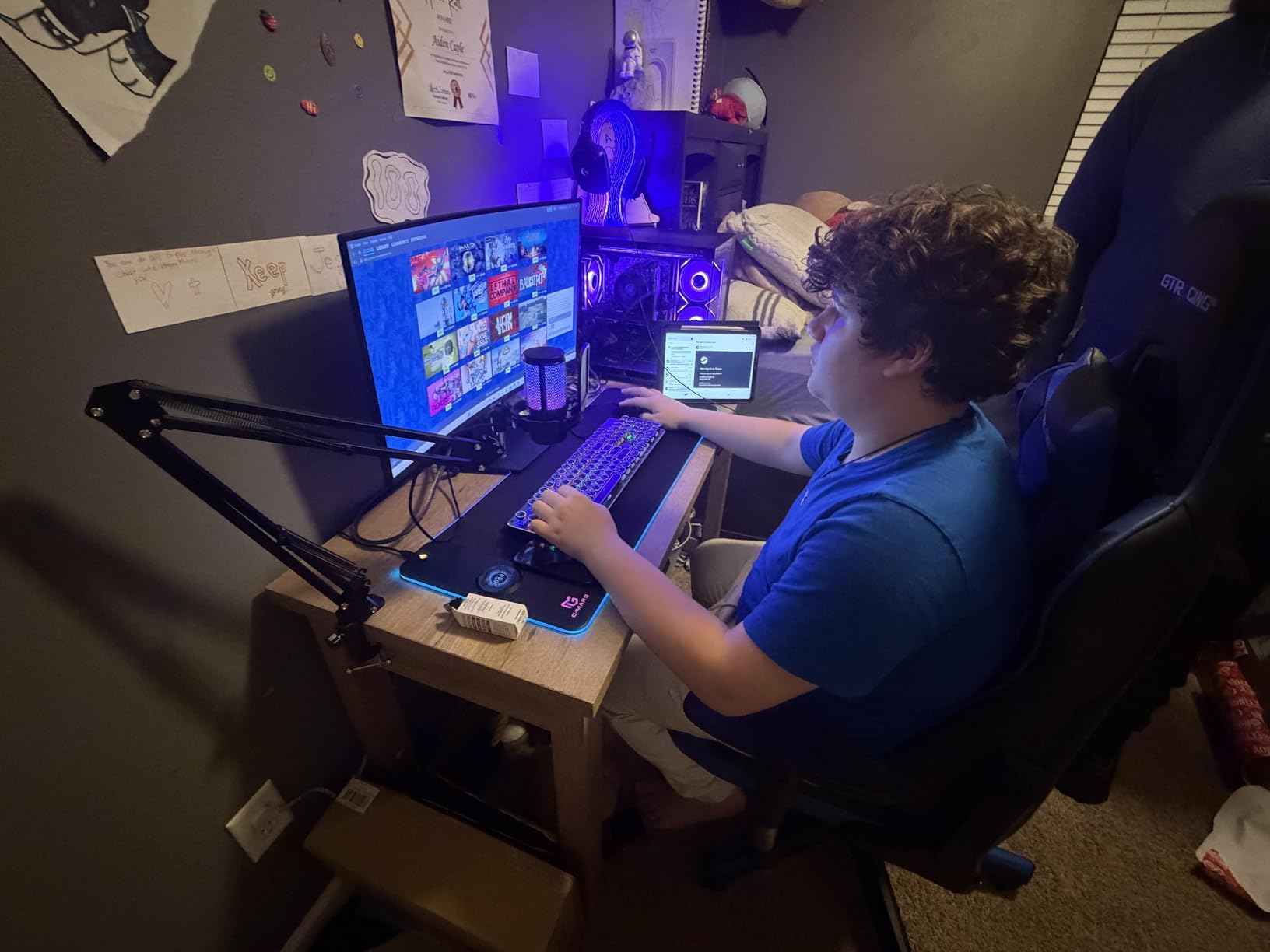 Gaming PC Desktop Computer AMD Ryzen 5 5600GT,16GB DDR4 3200MHz,1TB M.2 NVMe PCle,550W 80PLUS PSU,WiFi,Game Design Office Console,Sea View Room, Towers Prebuilt PC (Black) customer photo 2