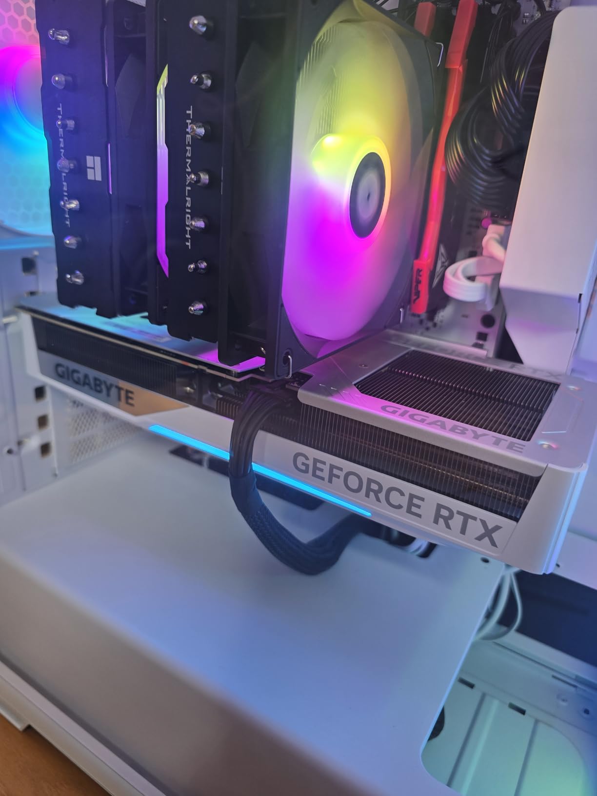 GIGABYTE GeForce RTX 5070 Ti Eagle OC ICE SFF 16G Graphics Card - 16GB 256-bit GDDR7, PCIe 5.0, WINDFORCE Cooling System customer photo 1