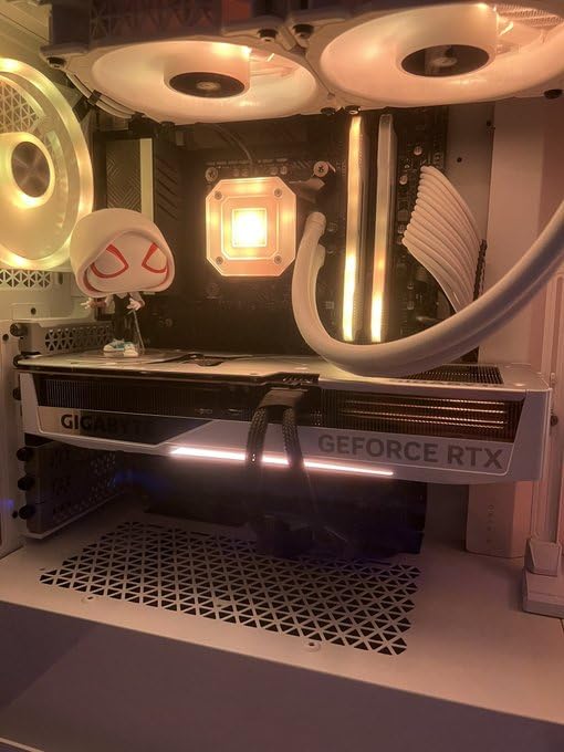 GIGABYTE GeForce RTX 5070 Ti Eagle OC ICE SFF 16G Graphics Card - 16GB 256-bit GDDR7, PCIe 5.0, WINDFORCE Cooling System customer photo 2