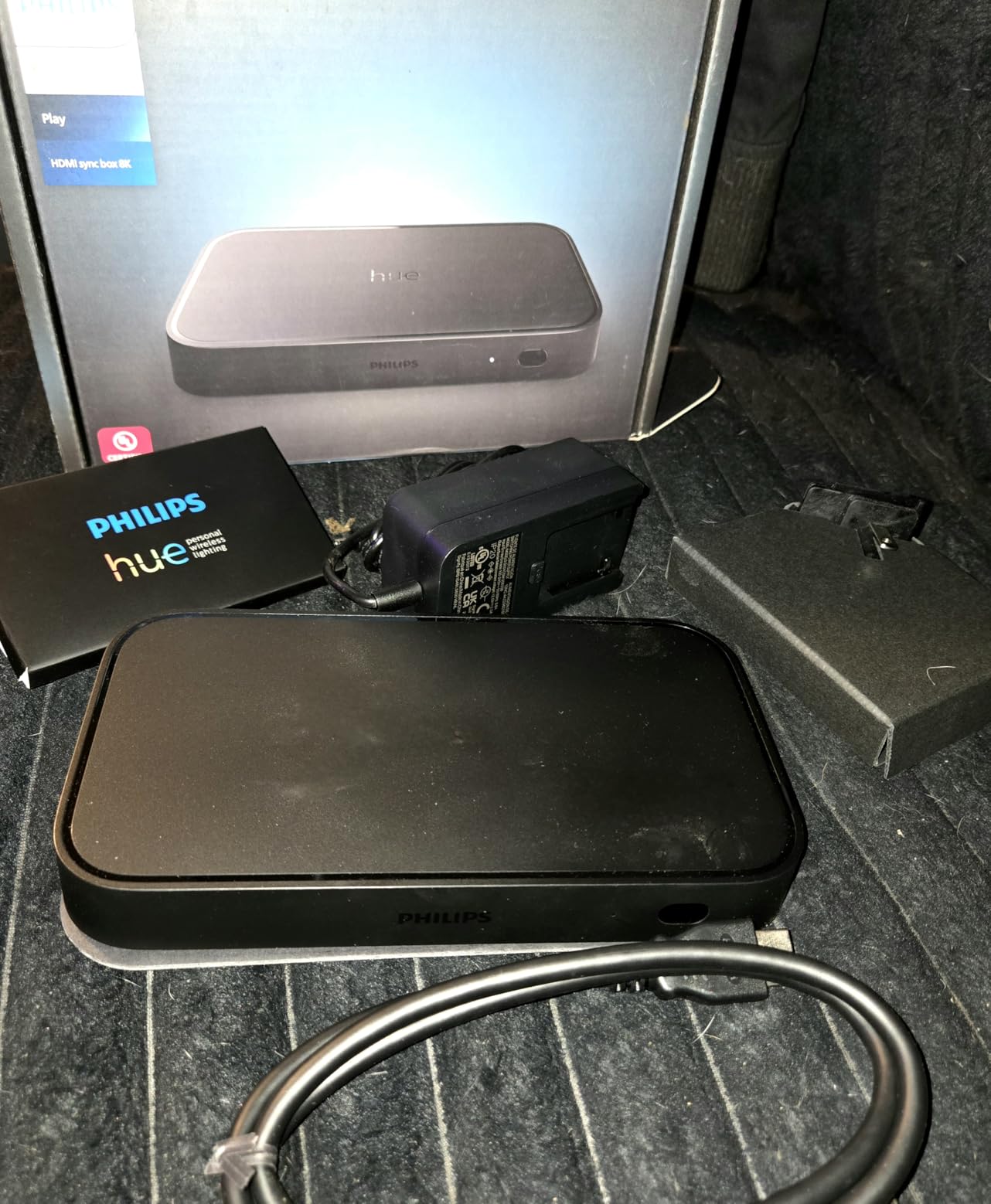 Philips Hue Play HDMI Sync Box 8K + Gradient 75