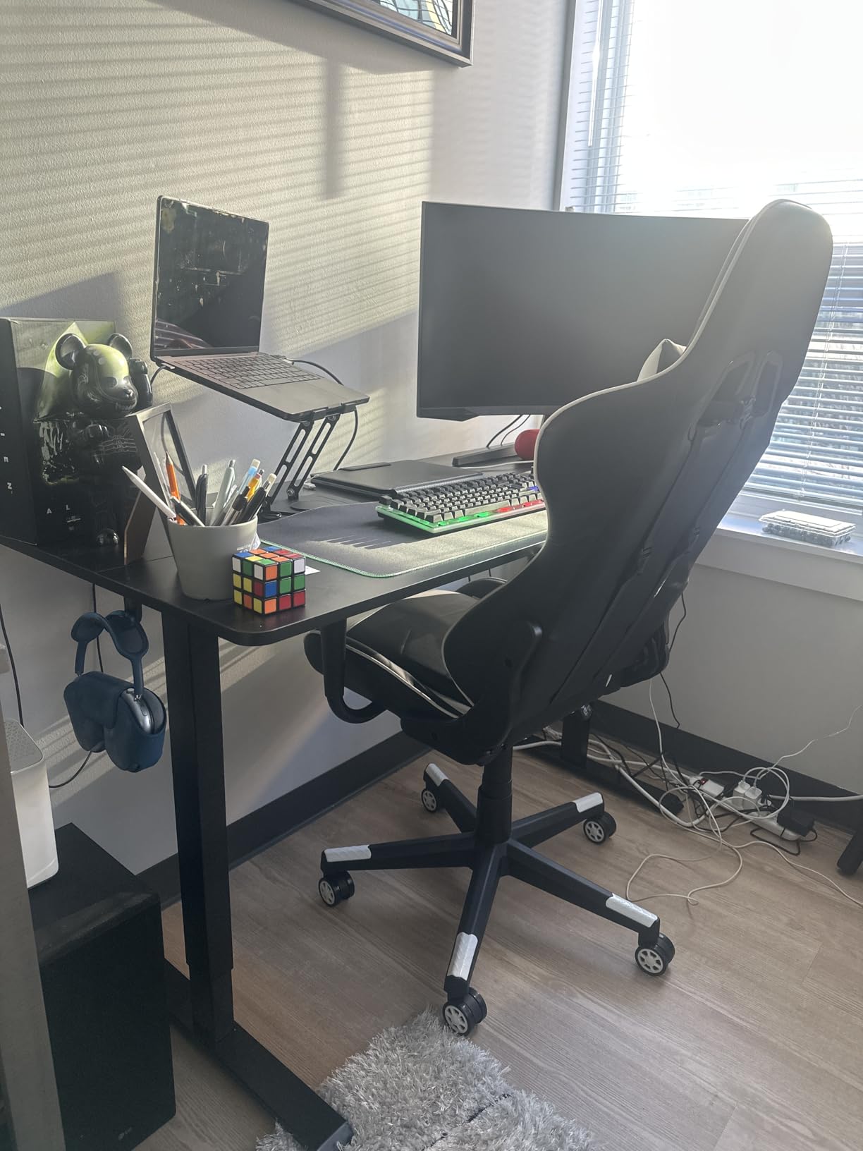 Veken 55 Inch Large Electric Standing Gaming Desk, Heights Adjustable, Sit to Stand Up, Work Home Office Computer Table for Study, Walking Pad, Writing, and Games, Wooden Desktop Desks, Black customer photo 2