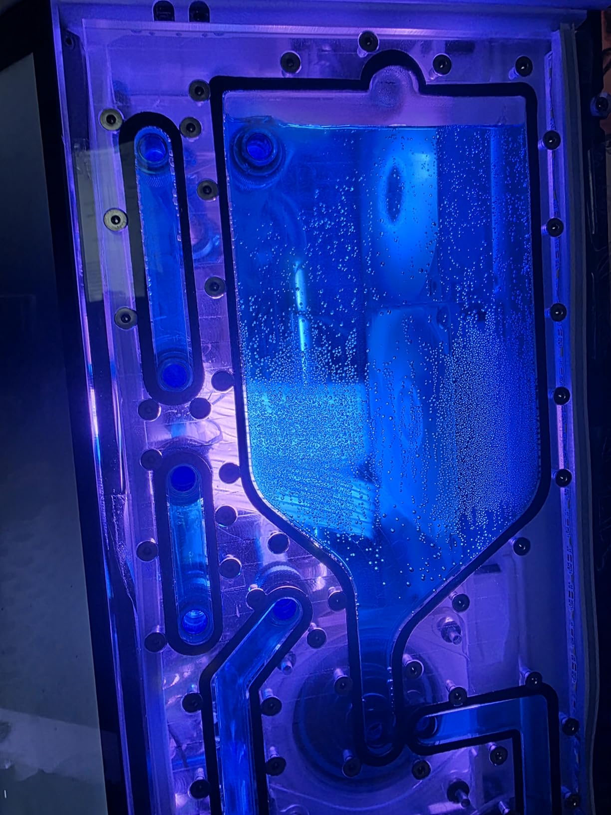 Alphacool Core Geforce RTX 5090 Solid + AMP GPU Water Block with Backplate customer photo 2