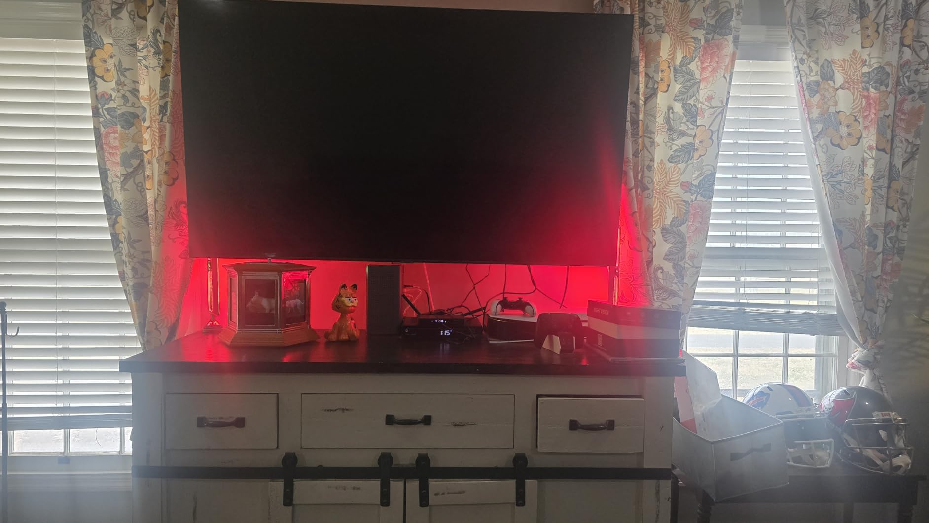 Govee Gaming Light Bars Pro, Upgraded 16-Inch Smart Triple-Sided RGBIC Illumination Wi-Fi LED Game Lights, Music Sync & 60+ Scene Modes, Works with Alexa & Google Home, Gaming Room Decor customer photo 1