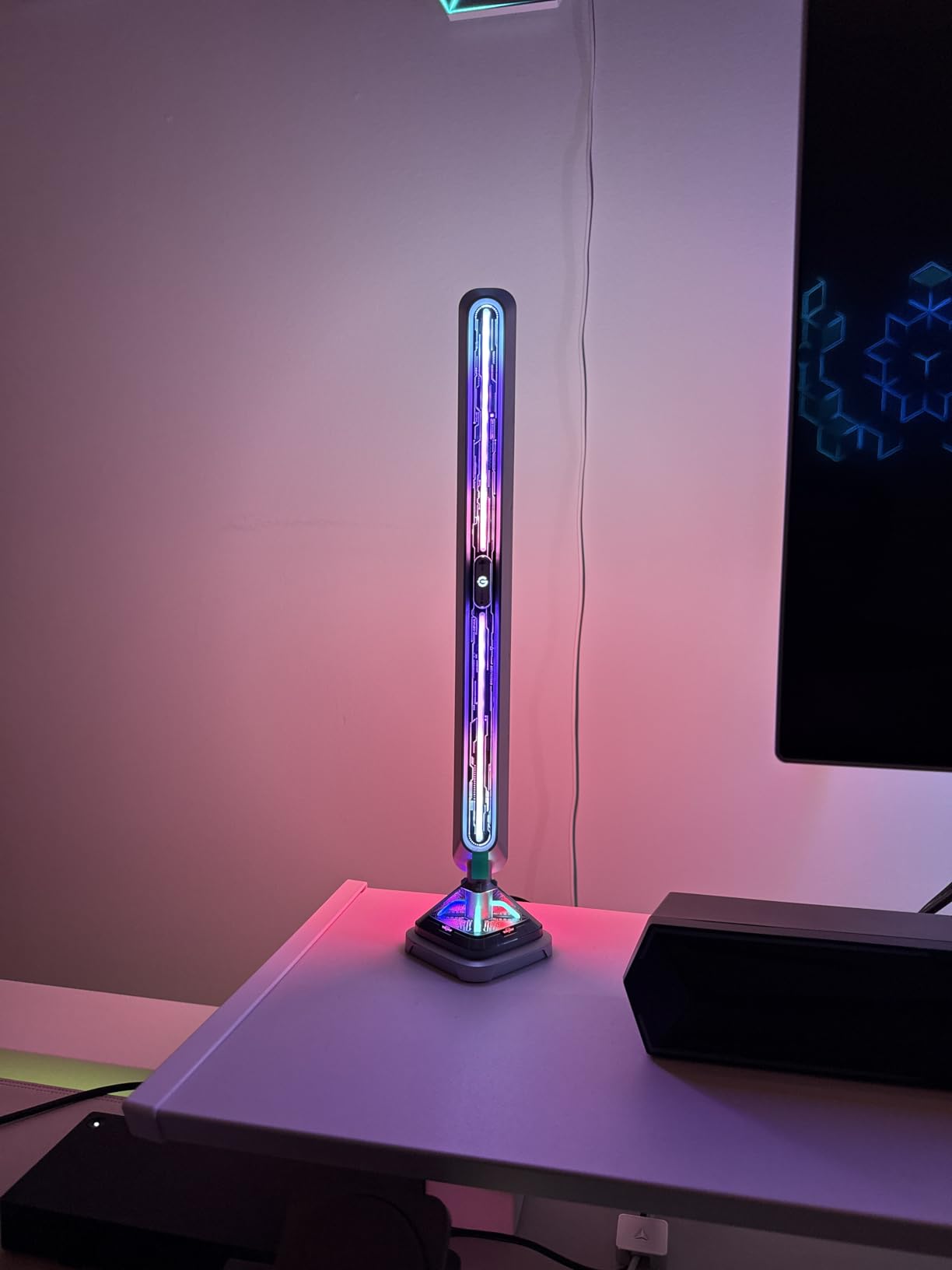 Govee Gaming Light Bars Pro, Upgraded 16-Inch Smart Triple-Sided RGBIC Illumination Wi-Fi LED Game Lights, Music Sync & 60+ Scene Modes, Works with Alexa & Google Home, Gaming Room Decor customer photo 2