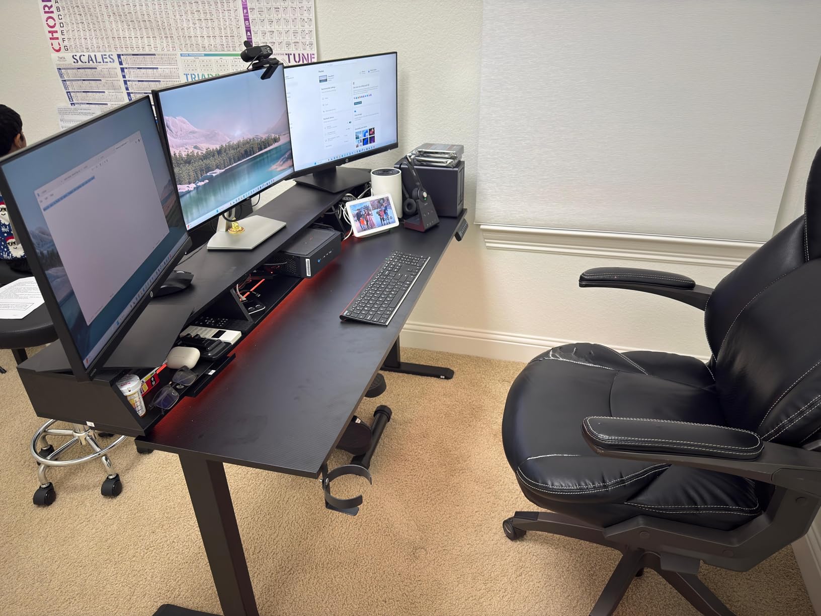 OffiGo Gaming Standing Desk with LED Light, 55 Inch Electric Height Adjustable Table with Power Outlet & Monitor Stand, Sit Stand Computer Workstation for Home, Bedroom, Black customer photo 1