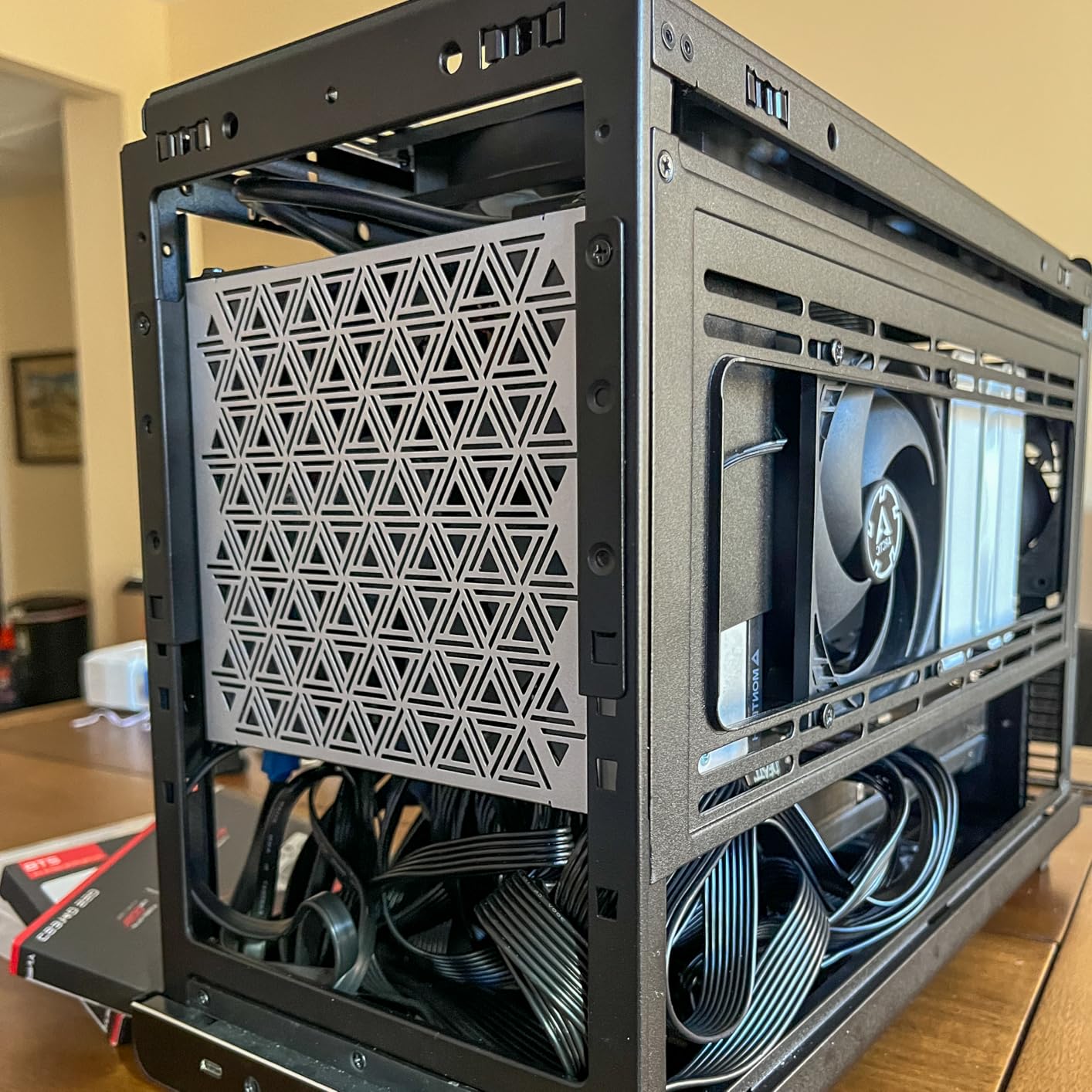 MONTECH Century II - 1200W High-End ATX Gaming Power Supply - 80 Plus Gold & Cybenetics Platinum - Fully Modular - ATX 3.1 & PCIe 5.1 Ready with 12V-2x6 Cable - 10 Years Warranty customer photo 2