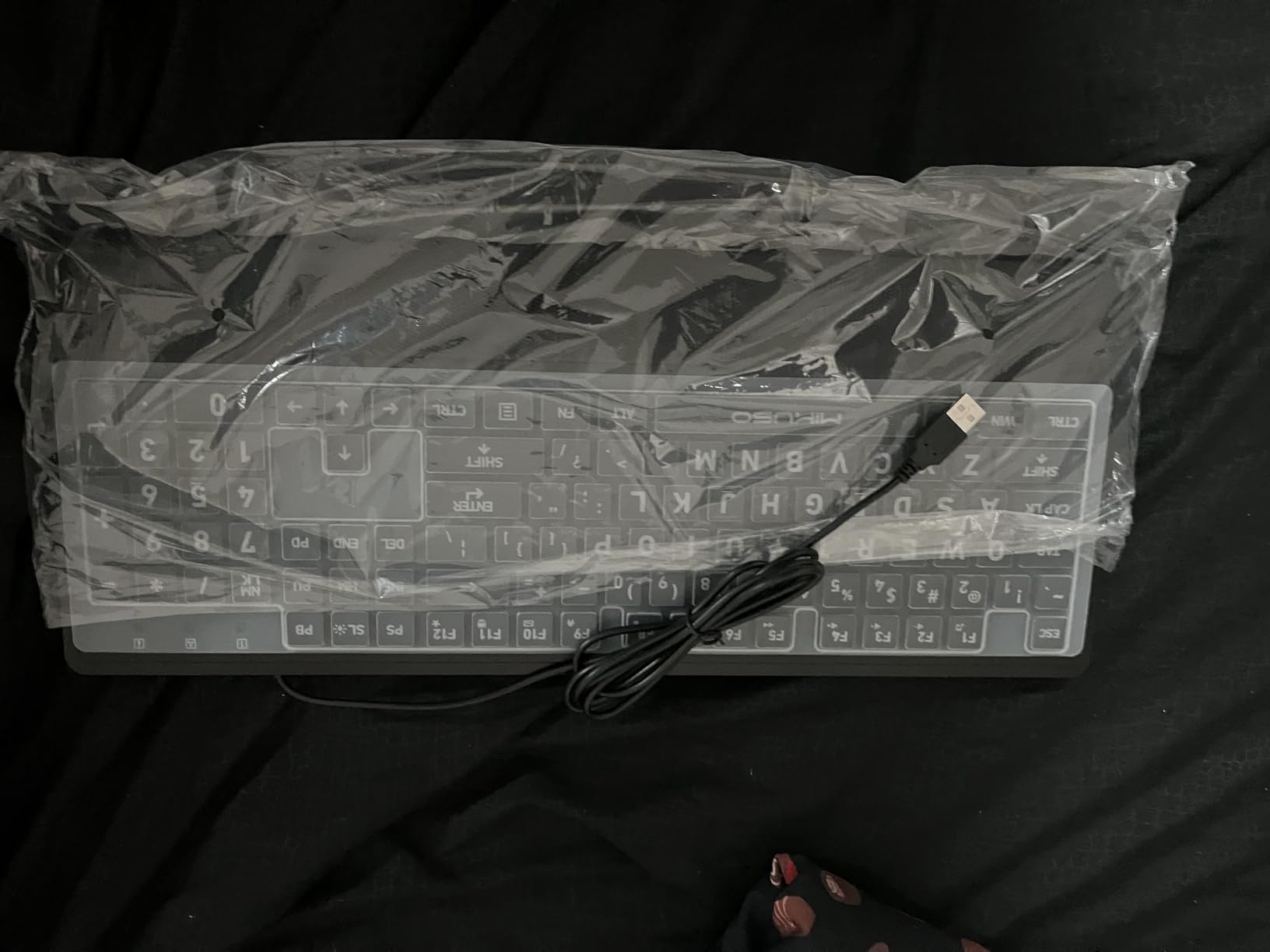 Large Print Keyboard for Seniors,Visually Impaired-High Contrast Black Keys,White Backlit with Cover,Wired USB 104 Full Size-Easy to Read Big Letters for Macular Degeneration Low Vision (No Glare) customer photo 1