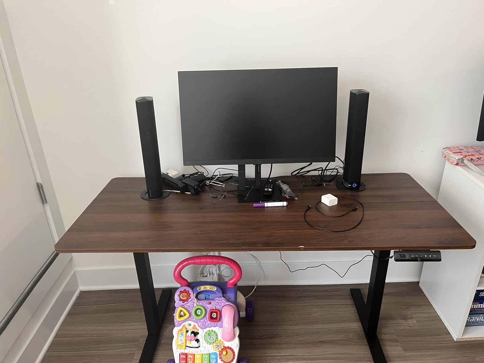 FEZIBO Standing Desk, 48 x 24 Inches Electric Height Adjustable, Sit and Stand Up, Computer Office Desk with Splice Board, White Frame/Maple TOP customer photo 1