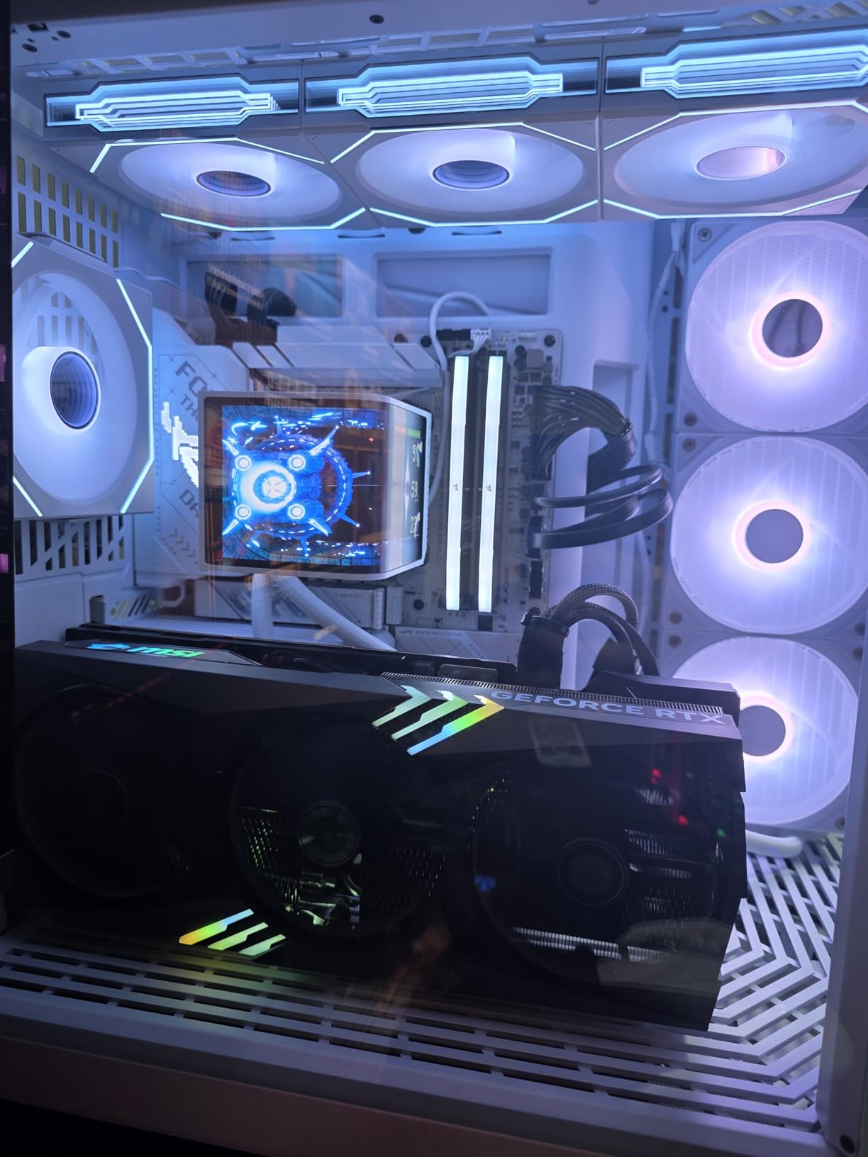 TRYX Panorama SE 360 ARGB 360mm AIO Rotatable 6.67'' AMOLED Curved Screen 3D Anamorphic Effect Customizable AIO Cooler 360mm Asetek Adela Pump 280w TDP ARGB Fan Intel LGA 1851/1700 AMD AM5/AM4 customer photo 1