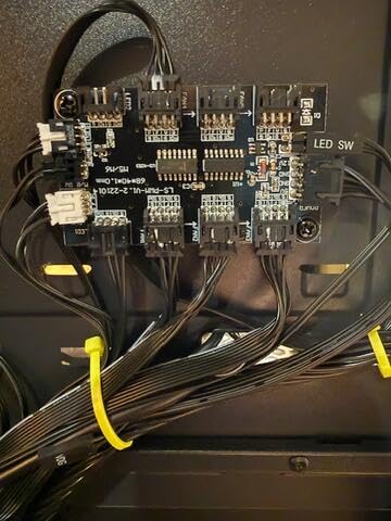 be quiet! Pure Power 13 M 1000W Power Supply, 80 Plus® Gold Certification, ATX 3.1 PSU, Support for PCIe 5.1 GPUs, semi-Passive 120mm be quiet! Fan, LLC Technology, Single Rail, for Overclocked GPUs customer photo 2