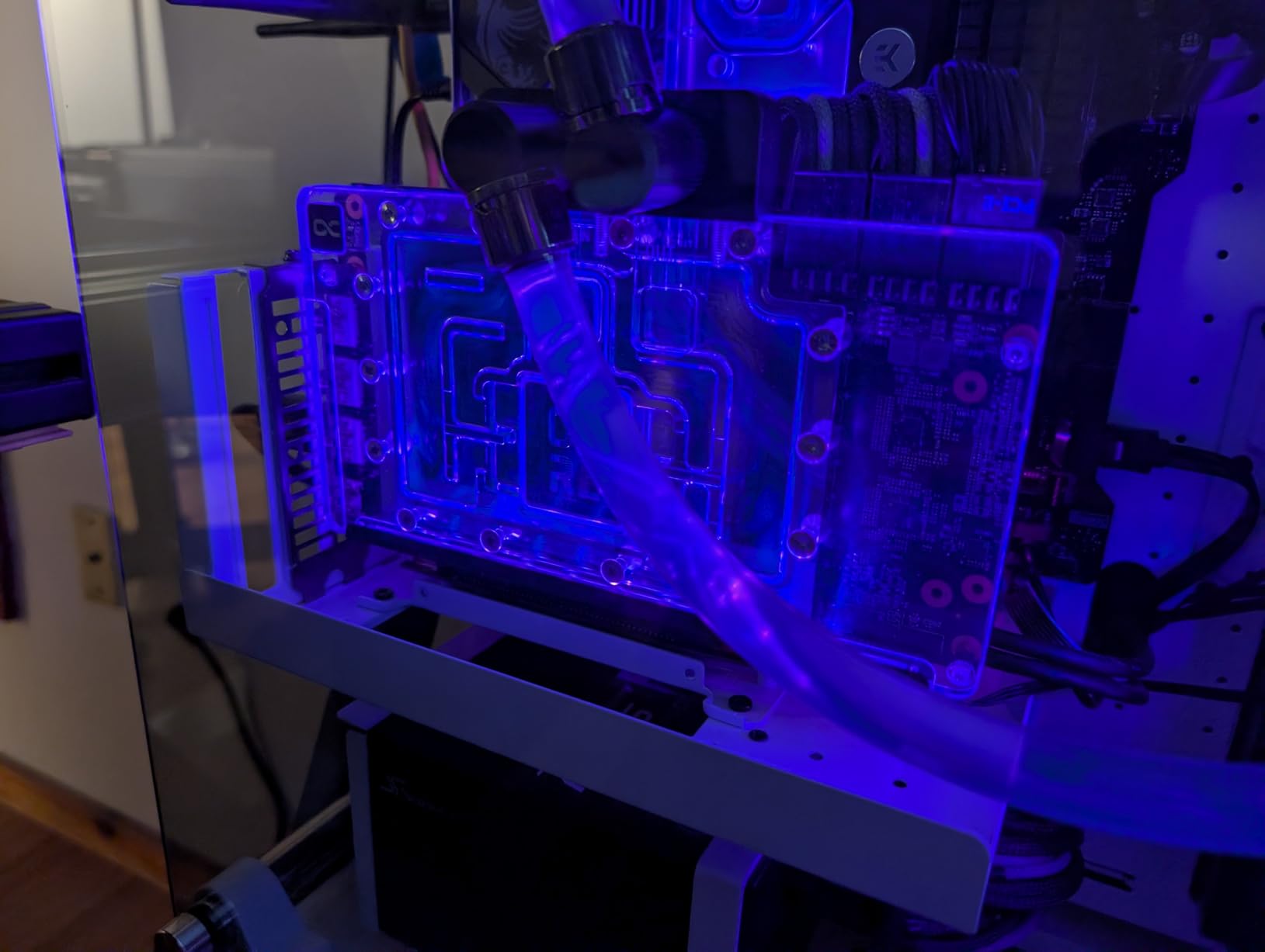 Alphacool Core RX 9070 XT TUF + Prime GPU Water Block with Backplate customer photo 1