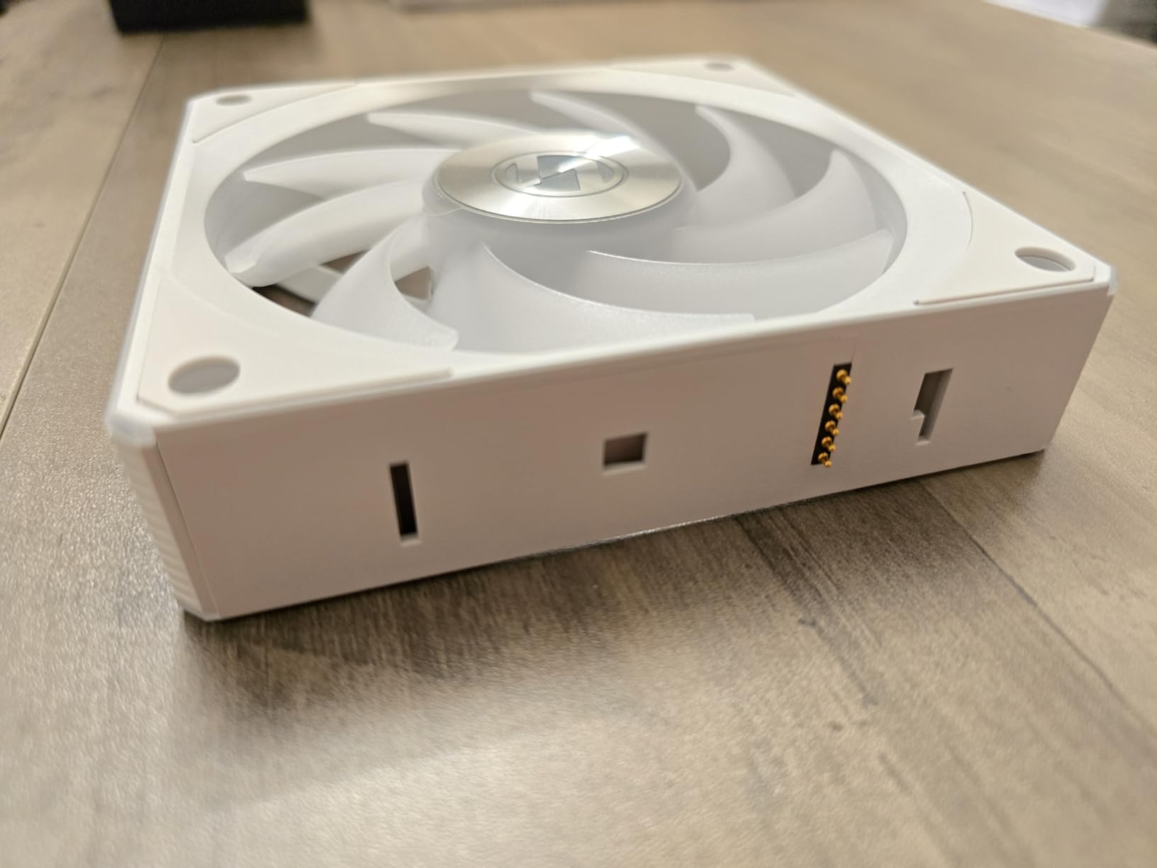 UNI Fan CL120 ARGB 120mm PWM Fans - Triple Pack - 2.4 GHz Wireless Signal RGB & PC Case Fans Control - Daisy-Chain - Dual Light Zones - FDB - Controller Included & Required - Black (12CL1W3B) customer photo 2