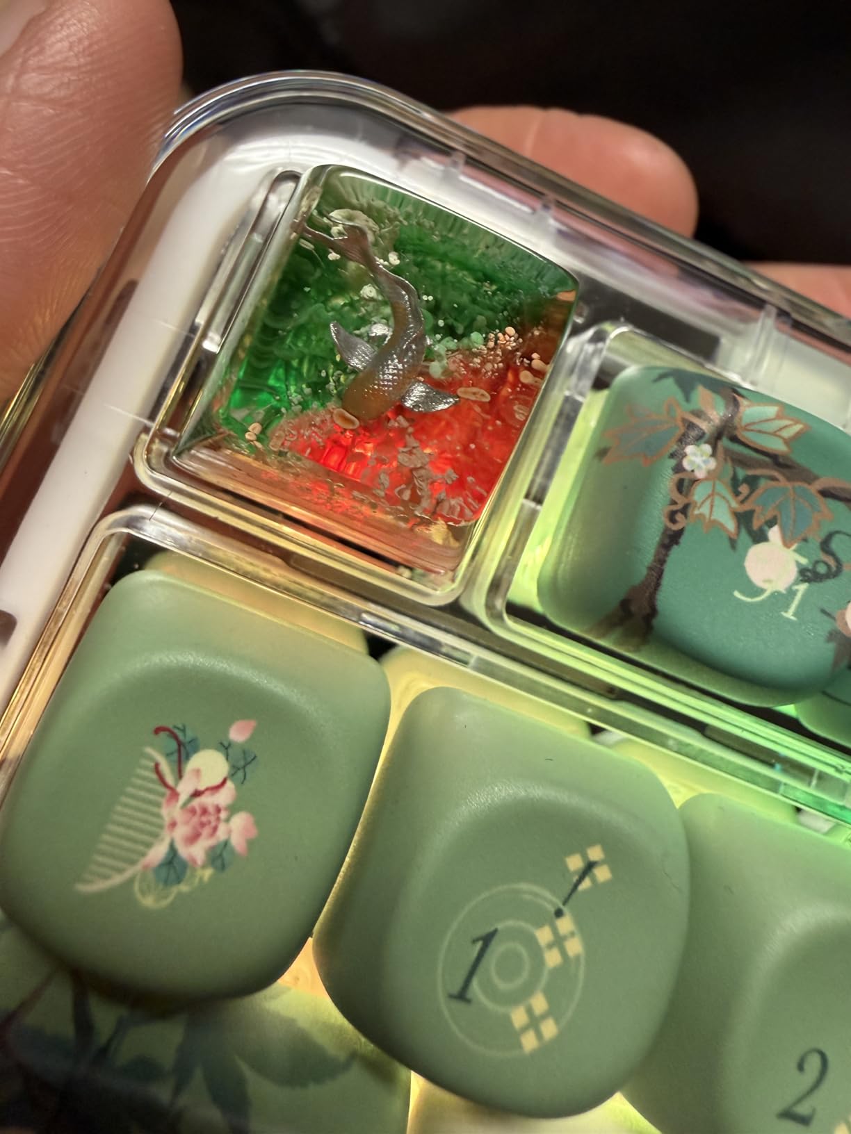 Jellyfish Artisan Keycap Rainbow Coral Ocean R1 SA Profile Custom Sea Creature Keycaps 1U ESC Handmade Gaming Sea Resin Key Cap Cherry MX Switch Compatible Mechanical Keyboard Jellyfish Lover Gift customer photo 1