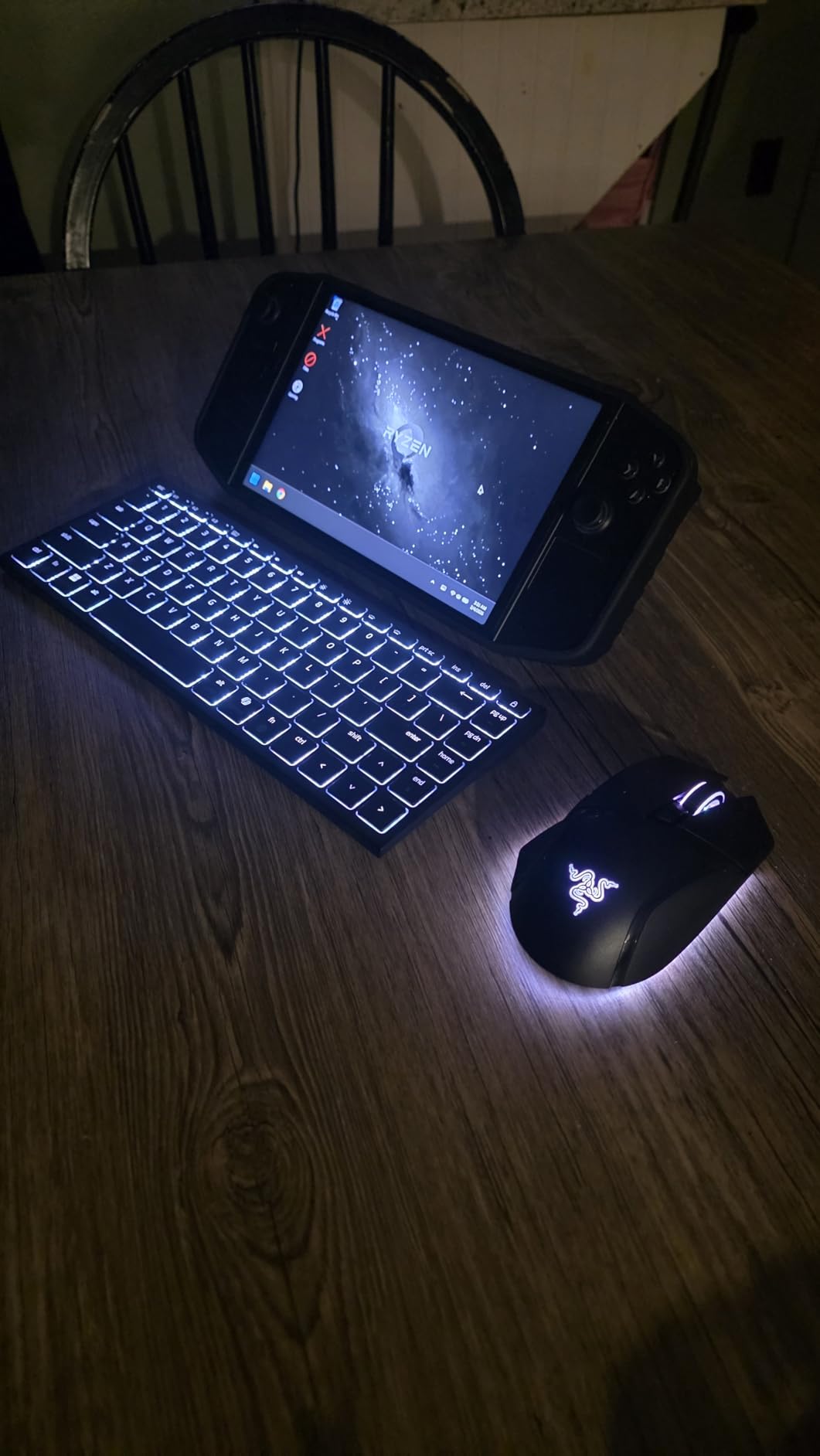 Razer Bundle: Joro Portable Wireless Gaming Keyboard + Basilisk Mobile Portable Ergonomic Wireless Gaming Mouse customer photo 2