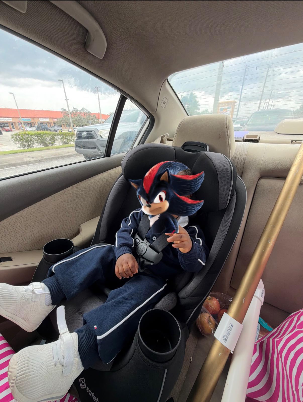 Safety 1st Grow and Go All-in-One Slim Convertible Car Seat, Rear Facing, 5-40 lbs, Forward Facing (30-65 lbs), High Back Booster Seat 40-100 pounds, Alaskan Blue customer photo 1