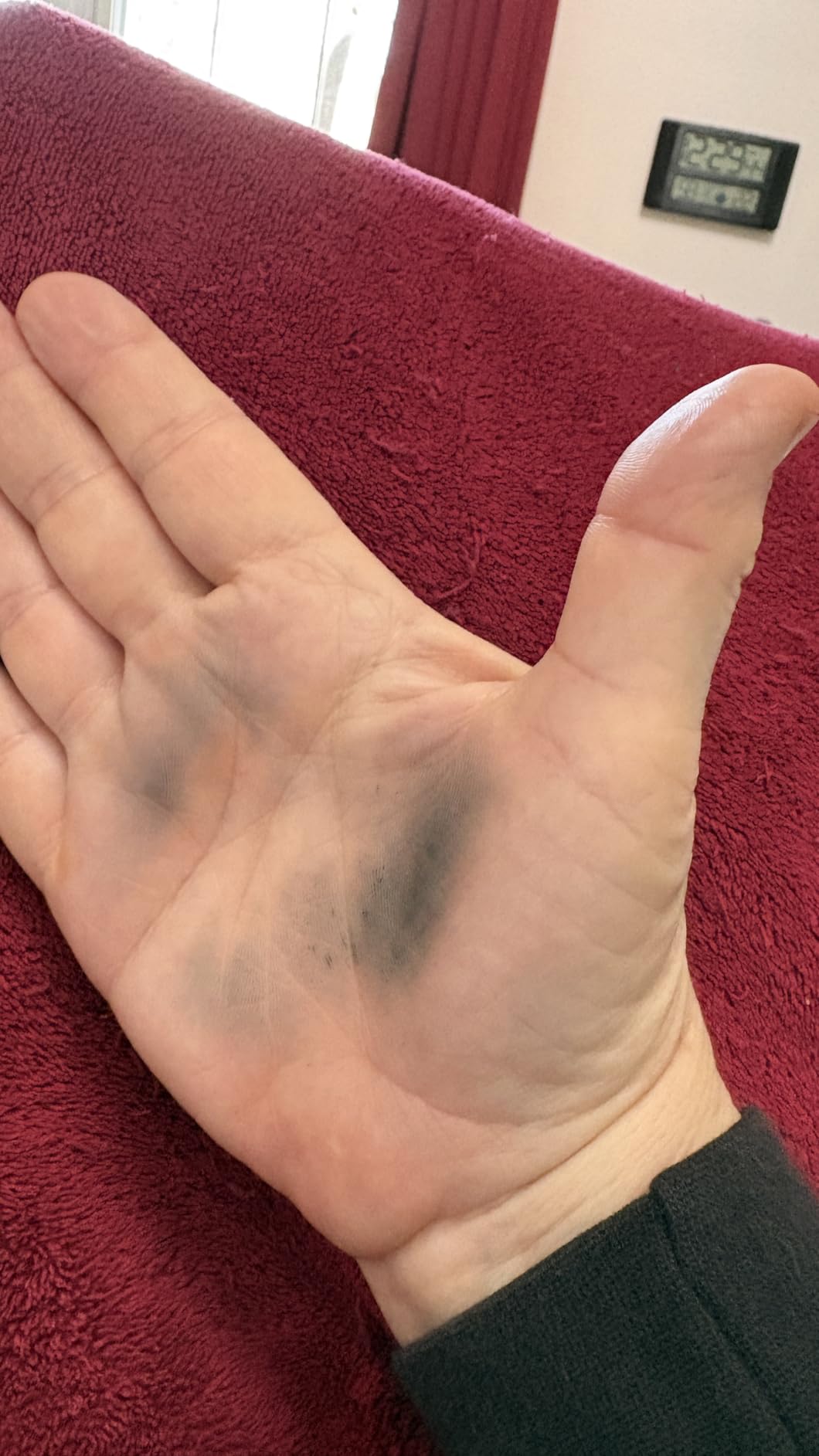 OCOOPA Hand Warmers Rechargeable, Smart Temp Control,100℉ -126℉, UL Safe, 7H*2 Long Battery, Small Palm-Sized Slim Fits Gloves, Purse, Camping, Travel, Cold Hands Gifts Women,UT5 Nano customer photo 1