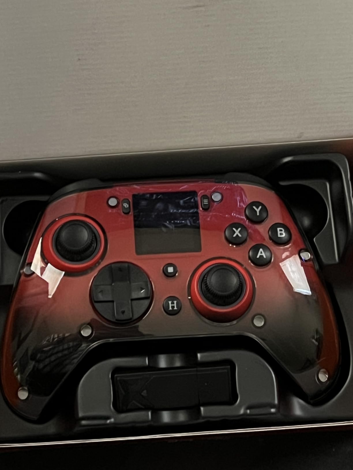 GUSGU G7 Wireless Gaming Controller with Interactive Screen, 1000Hz Polling Rate, Hall Joysticks & Triggers, 4 Programmable Buttons, Compatible with PC, Switch1, PS4, iOS, Android, Black customer photo 1