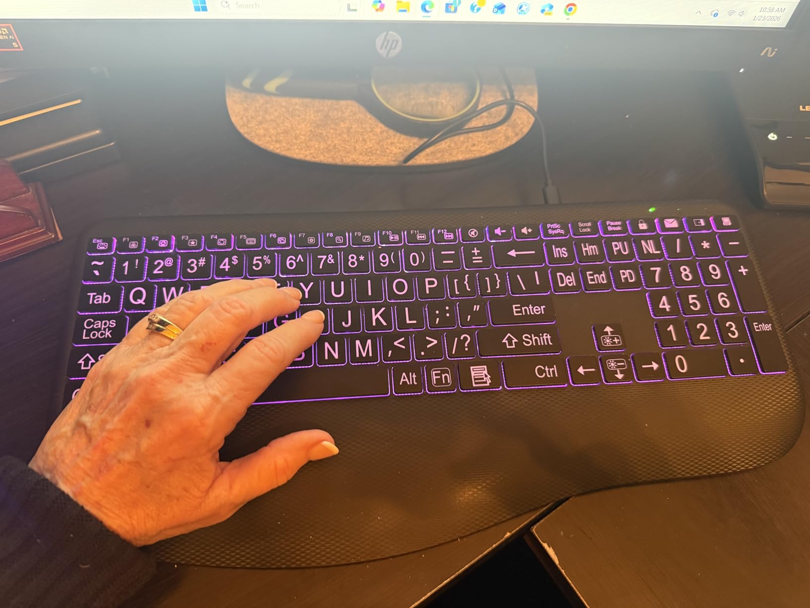 Large Print Backlit Wireless Keyboard - Silent Keyboards with Wrist Rest, 7-Color Light up, Quiet Low Profile Keys, 2.4G Wireless Rechargeable Full Size Keypad for Computer Laptop Windows, Black customer photo 2