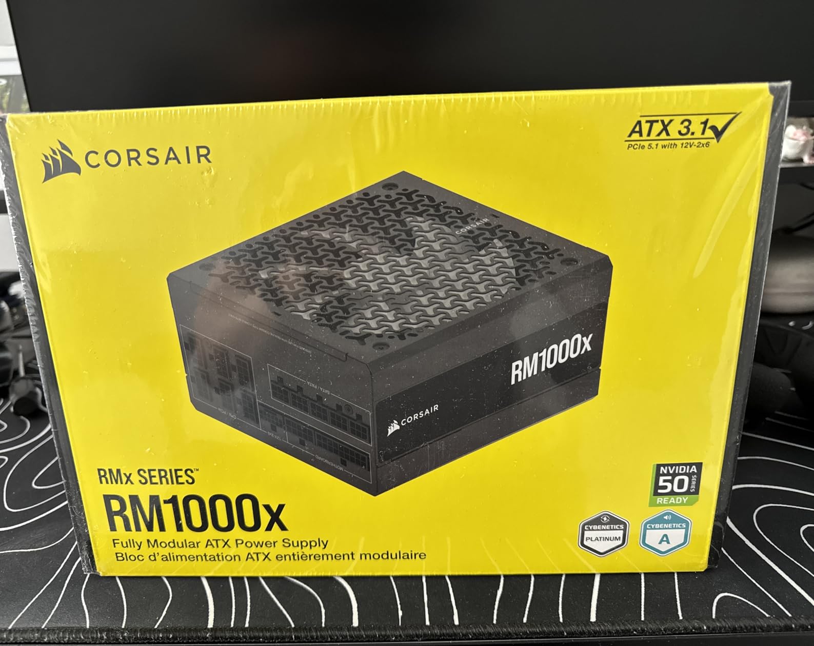 CORSAIR RM1000x ATX 3.1 PCIe 5.1 Ready Fully Modular 1000W Power Supply - Low-Noise, Cybenetics Gold Efficiency, Native 12V-2x6 Connector - Black customer photo 1