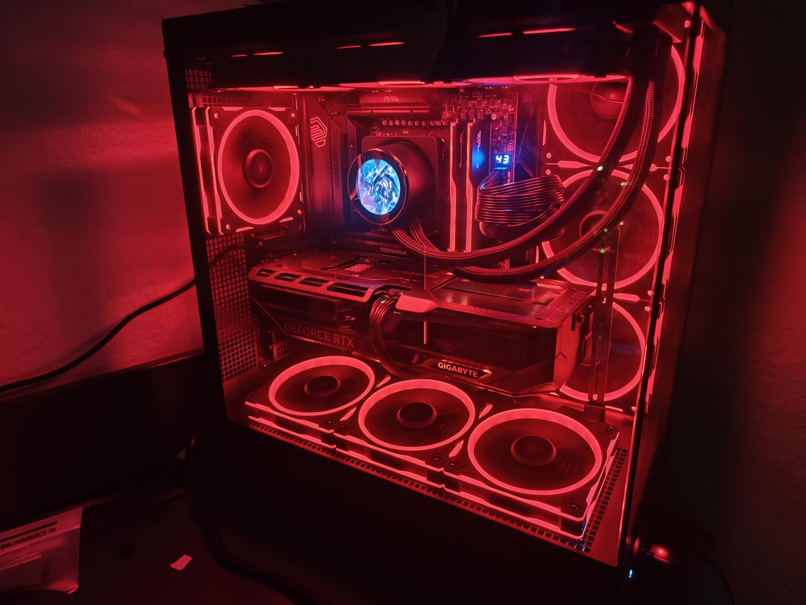 Prime MR120 ARGB Fan Black Triple Pack, 28mm Extra-Thick Frame, Quiet, high-Performance Cooling with PWM Control, 20 ARGB LEDs with Dual-Sided Frame Lighting, Aura Sync Compatibility customer photo 1