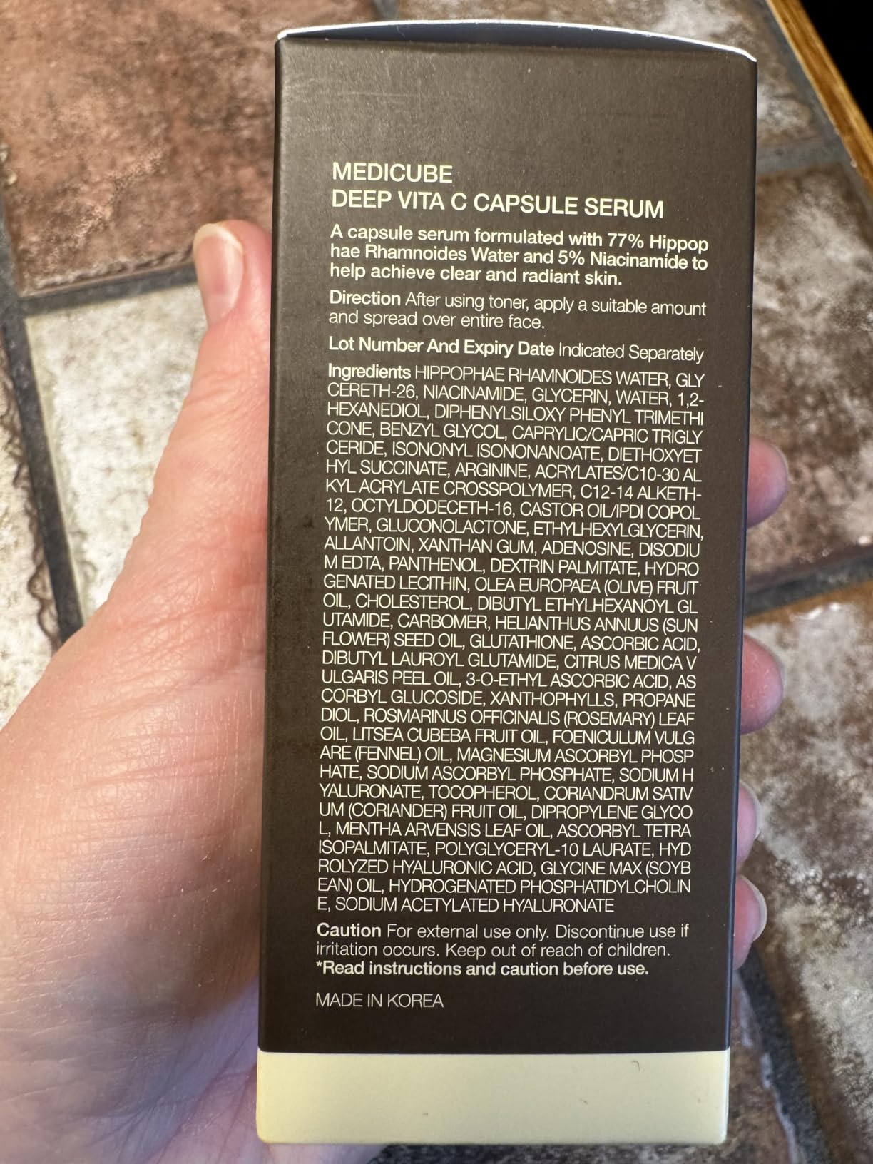 medicube Deep Vitamin C Capsule Serum | Hydrating Vitamin C Serum for Dull & Uneven-Looking Skin with Visible Concerns | Liposome Capsules for Smooth, Radiant Texture | Korean Skincare 1.01 fl.oz customer photo 1